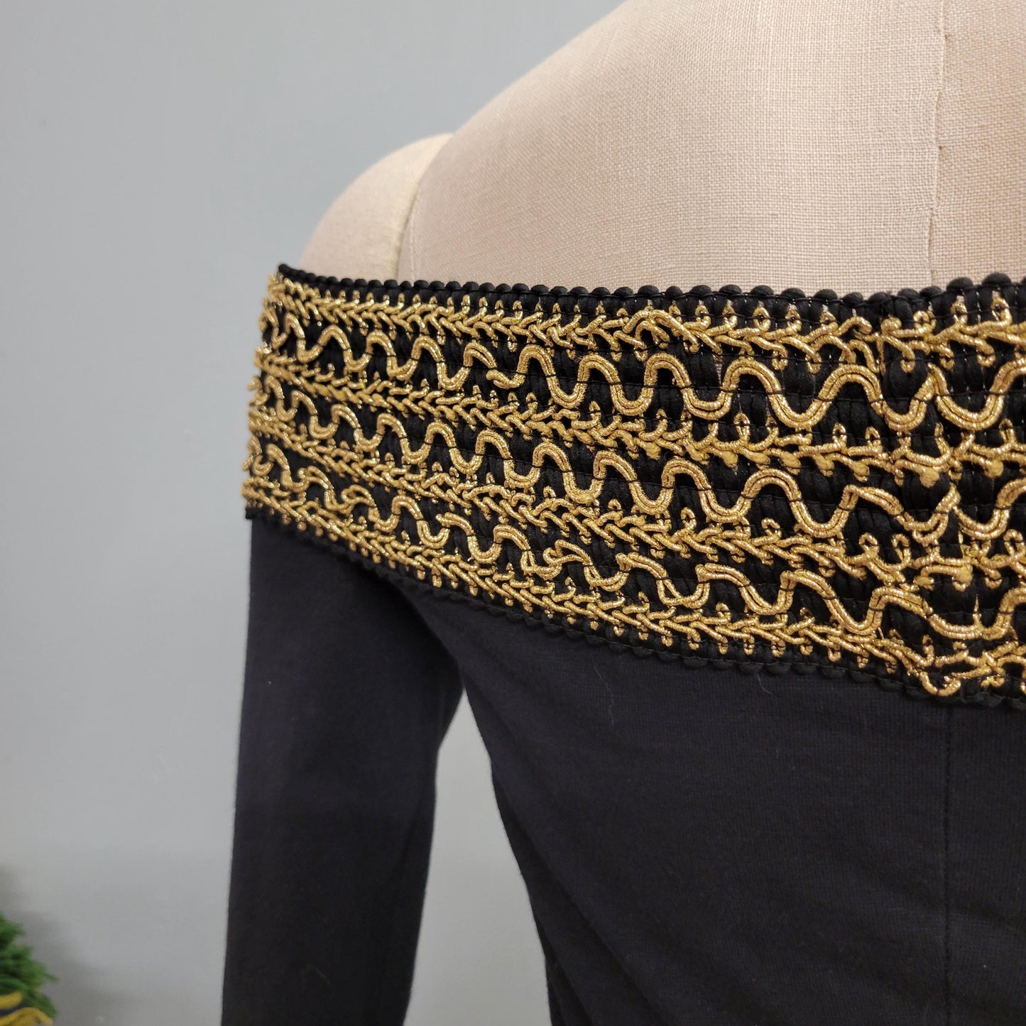 vtg 80s CONTEMPO CASUALS DRESS // vintage gold black contempo casuals medium womens off the shoulder sexy gold embroidered wiggle cocktail