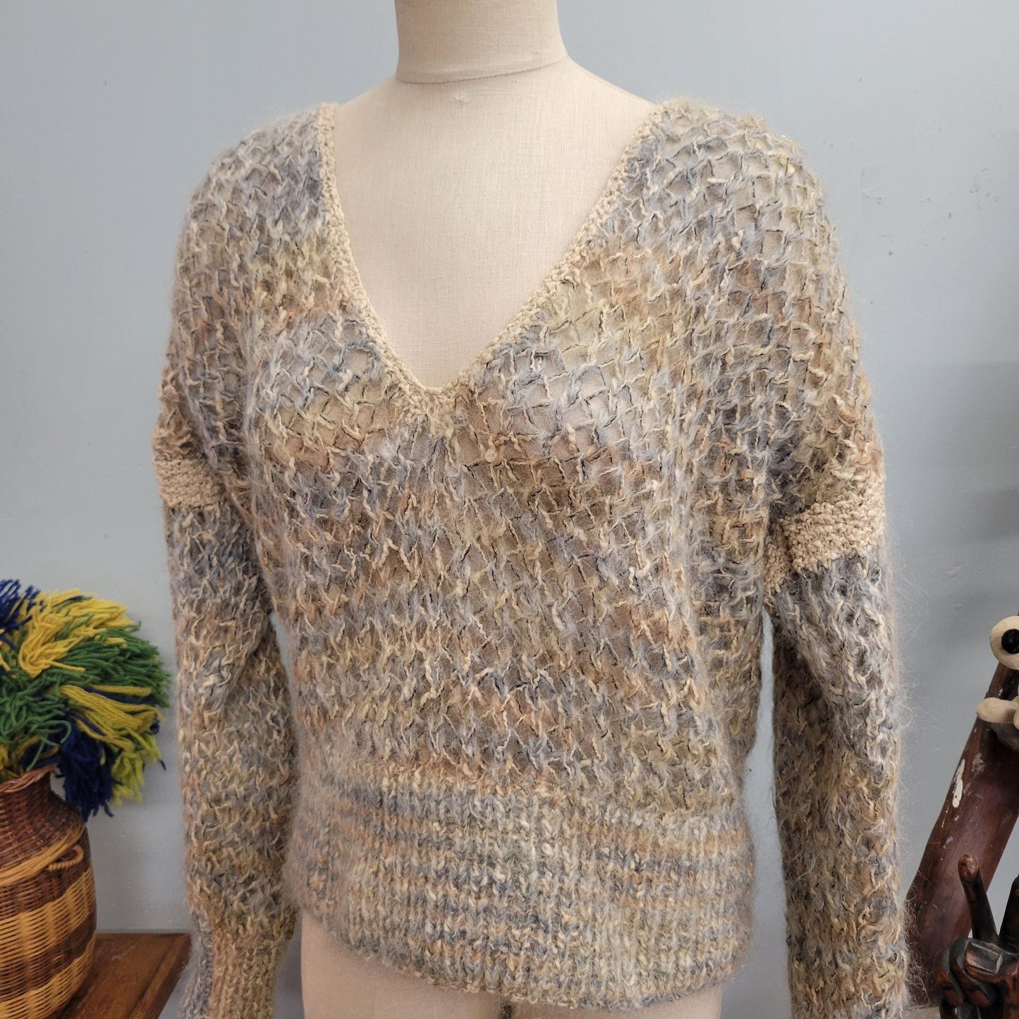 vtg 80s MOHAIR MESH SWEATER // vintage norm thompson deep vneck womens xl scotland wool netting fuzzy shaggy knit neutral tones autumn style