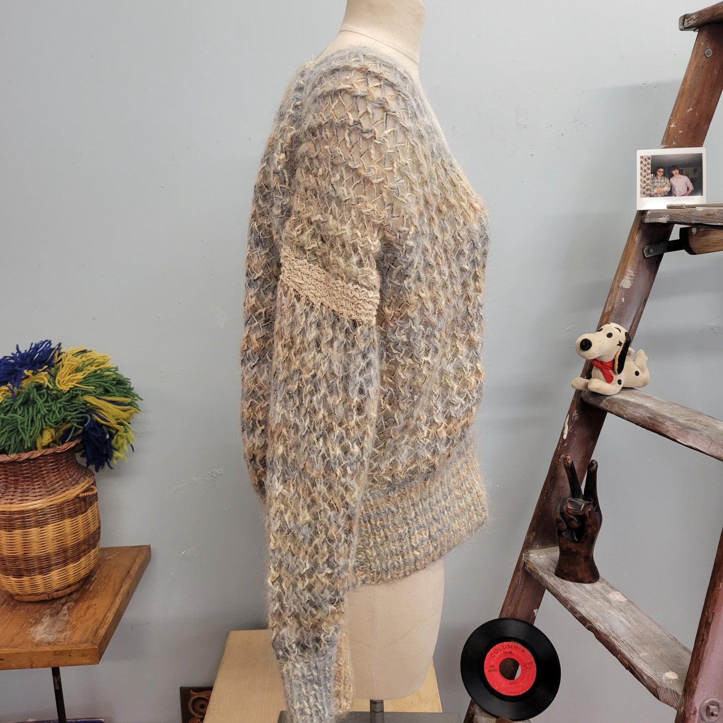 vtg 80s MOHAIR MESH SWEATER // vintage norm thompson deep vneck womens xl scotland wool netting fuzzy shaggy knit neutral tones autumn style