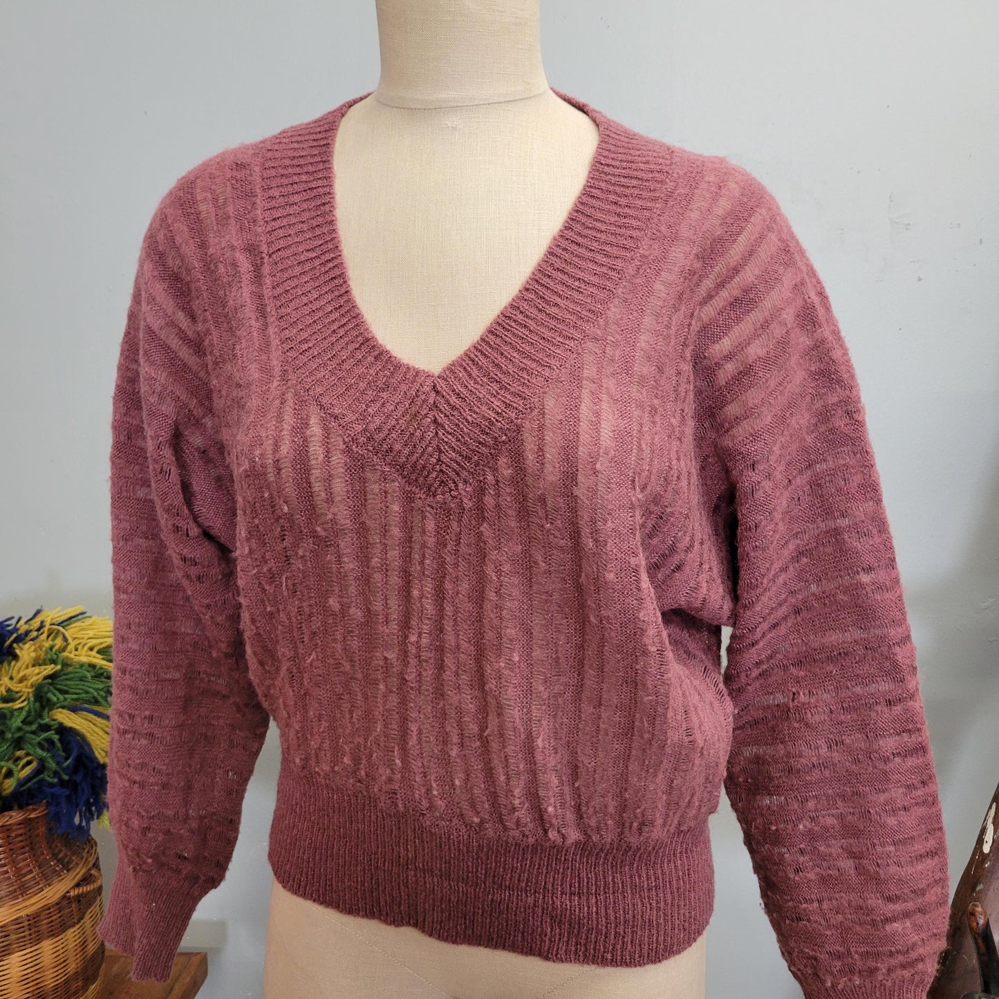 vtg 70s MAUVE KNIT SWEATER // vintage sweater teas medium womens v neck ribbed shaggy lightweight earth tones casual autumn winter style top
