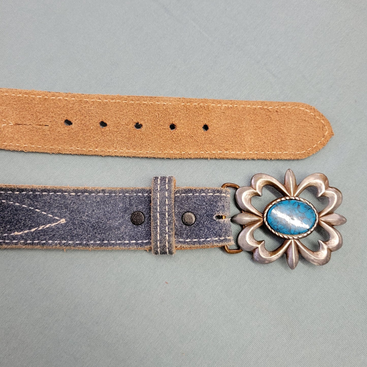 vtg 70s SUEDE TURQUOISE BELT // vintage accessory womens retro fashion blue leather flower power hippie boho autumn cute retro western style