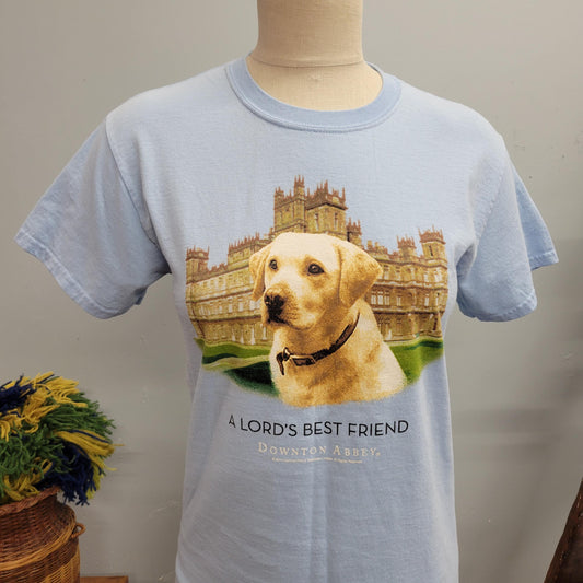 vtg DOWNTON ABBEY TSHIRT // vintage dog british tv show cute gildan small yellow labrador lords best friend funny trendy show actress shirt