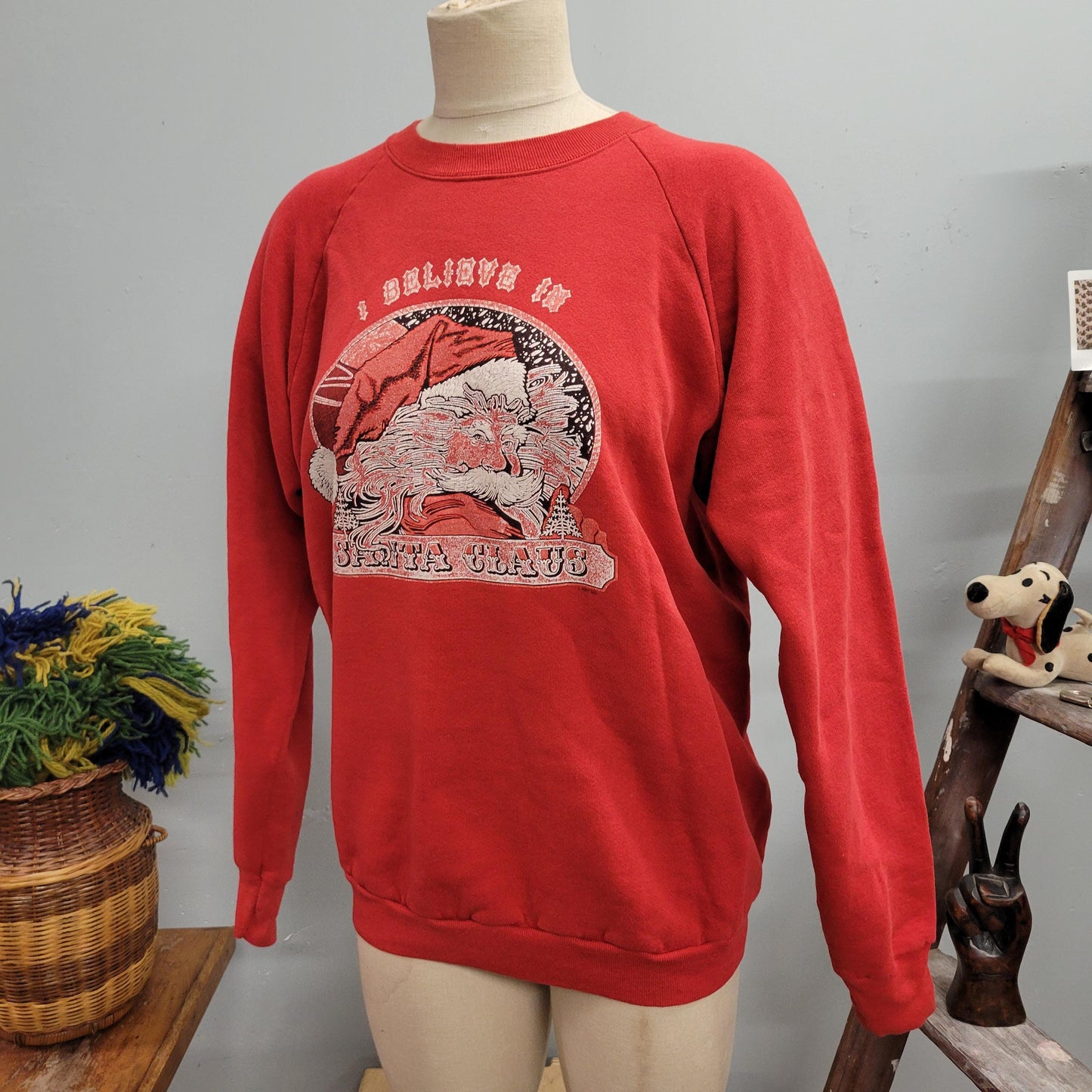 vtg 80s SANTA CLAUS SWEATER // vintage fruit of the loom xlunisex christmas I believe in santa retro big graphic comfy holiday party sweater