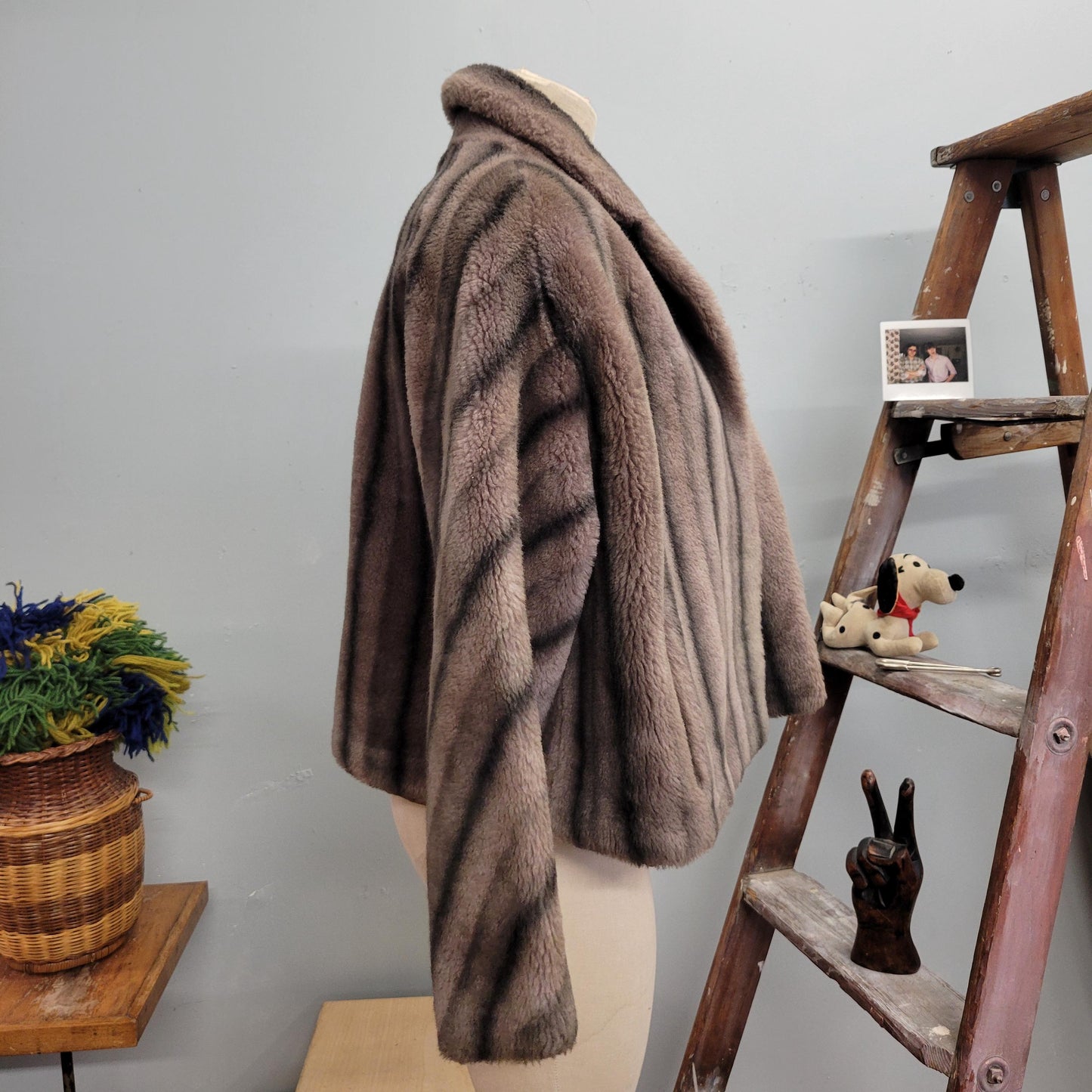 vtg 60s FAUX FUR COAT / vintage doresse faux mink cropped plush soft short autumn winter coat evening fancy party outfit xmas new years warm