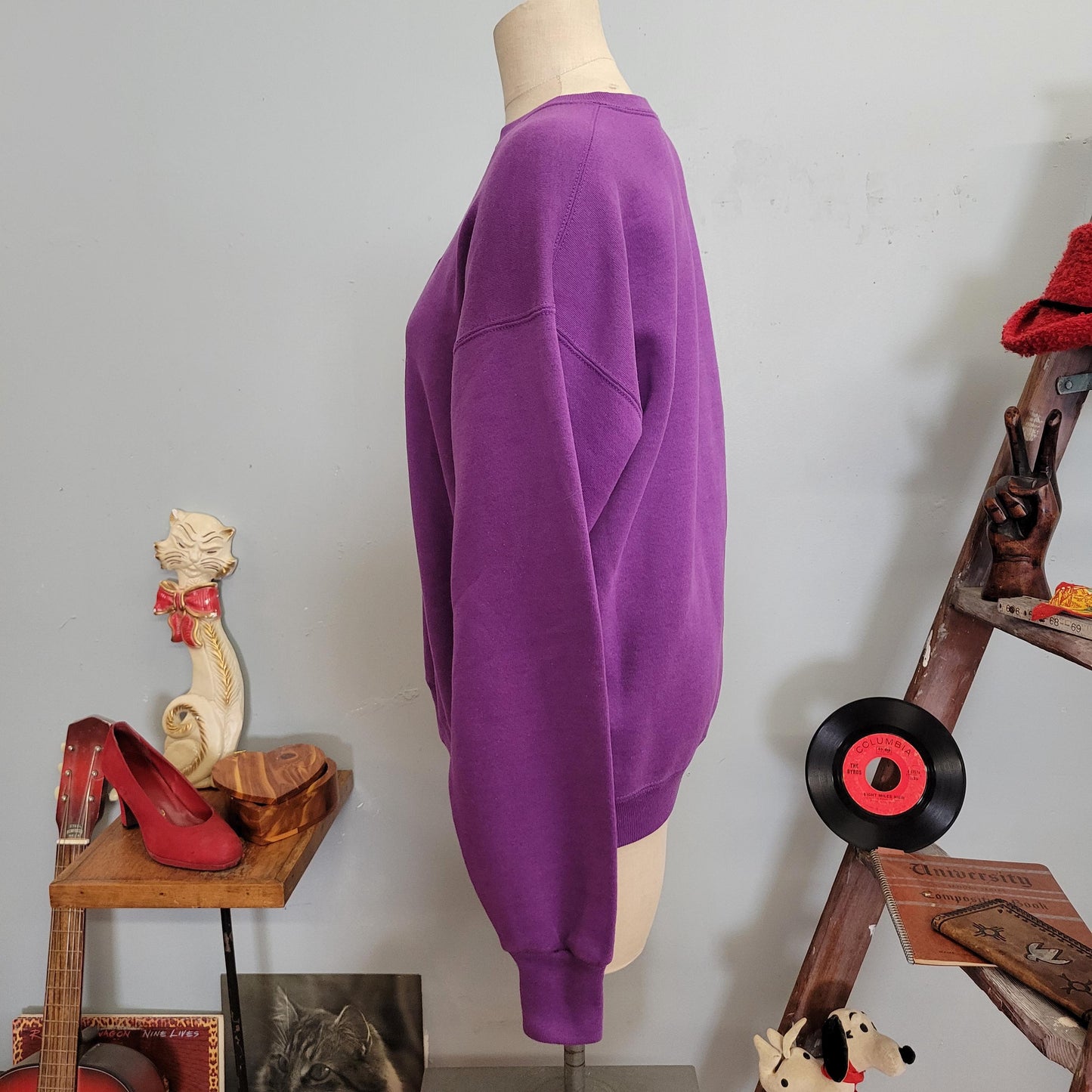 vtg 80s MALIBU CREWNECK SWEATSHIRT // vintage lee heavyweight ladies xl bright purple autumn vibes embroidered california girl 90210 l.a.