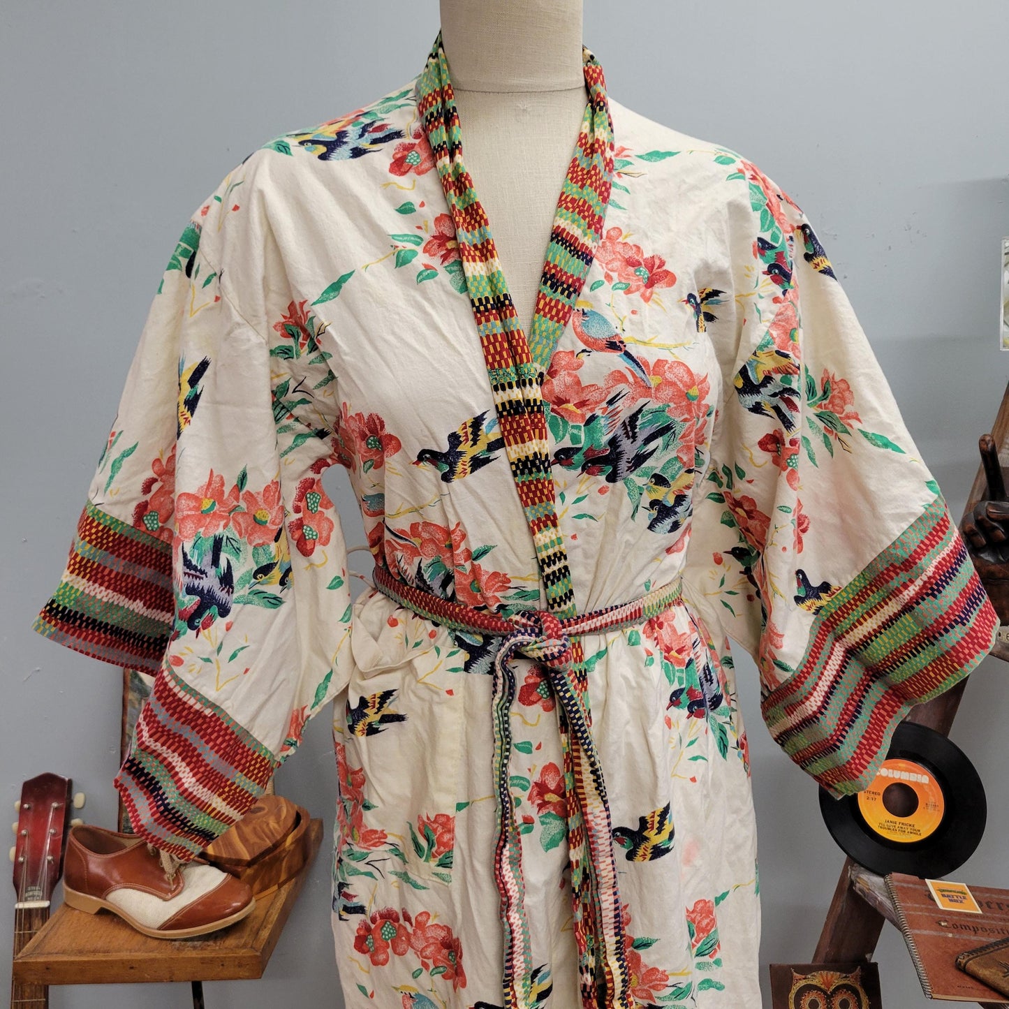 vtg 70s FLORAL WRAP DRESS // vintage Gilligan & O'Malley medium cotton kimono sleeve floral striped wrap around robe dress bohemian retro