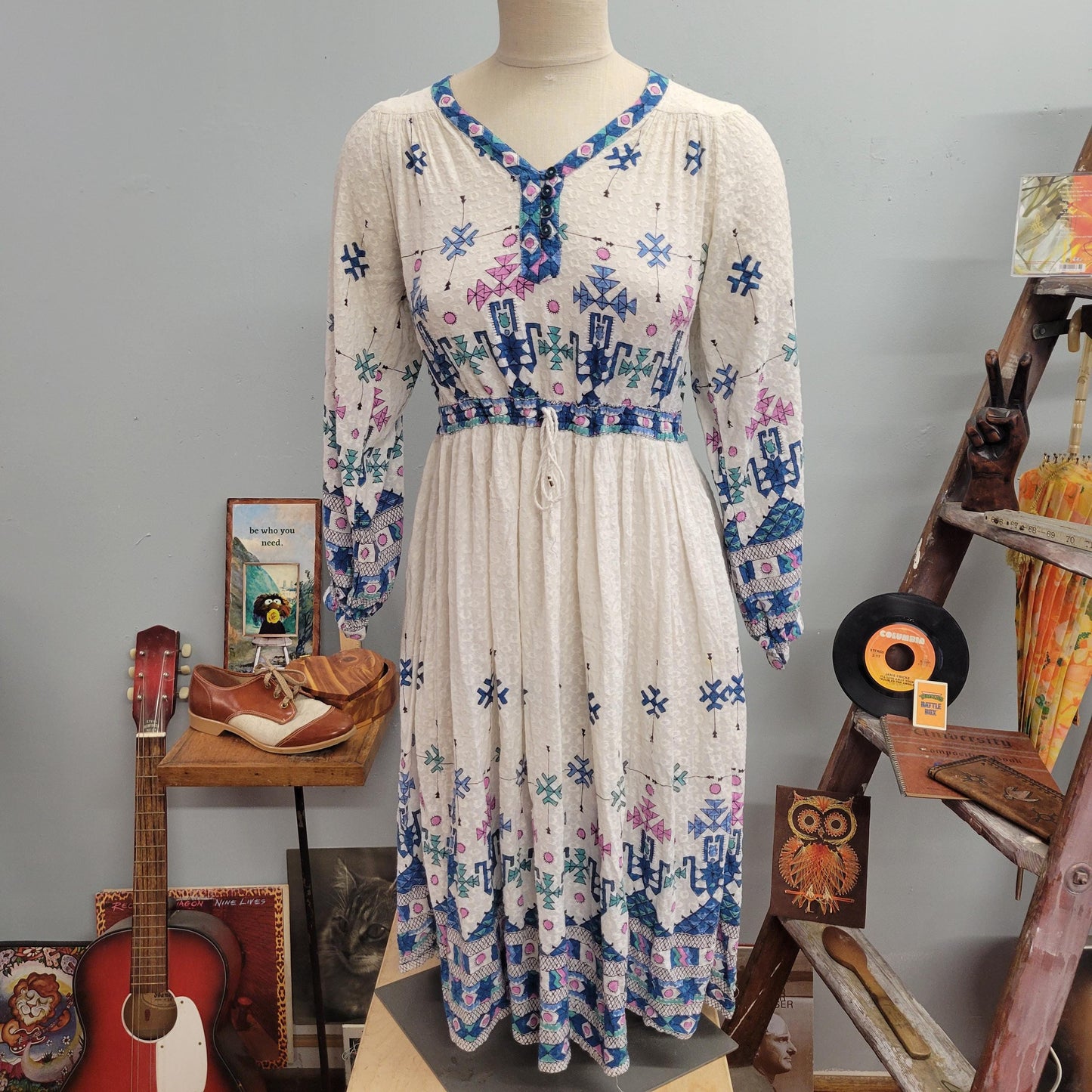 vtg 70s PATTERNED RAYON DRESS // vintage nandans small Indian rayon abstract geometric flowy winter ice queen whimsical hippie boho retro