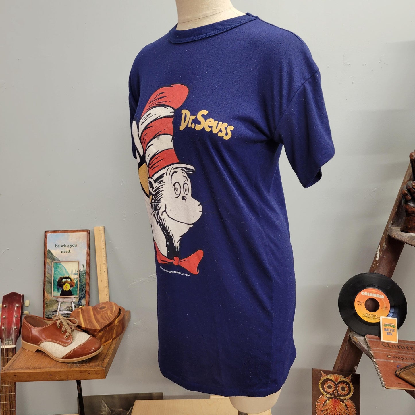vtg 90s DR SUESS TSHIRT // vintage sleeper shirt size 14 oversized long t shirt dress 1994 cat in the hat big face print nightgown retro top