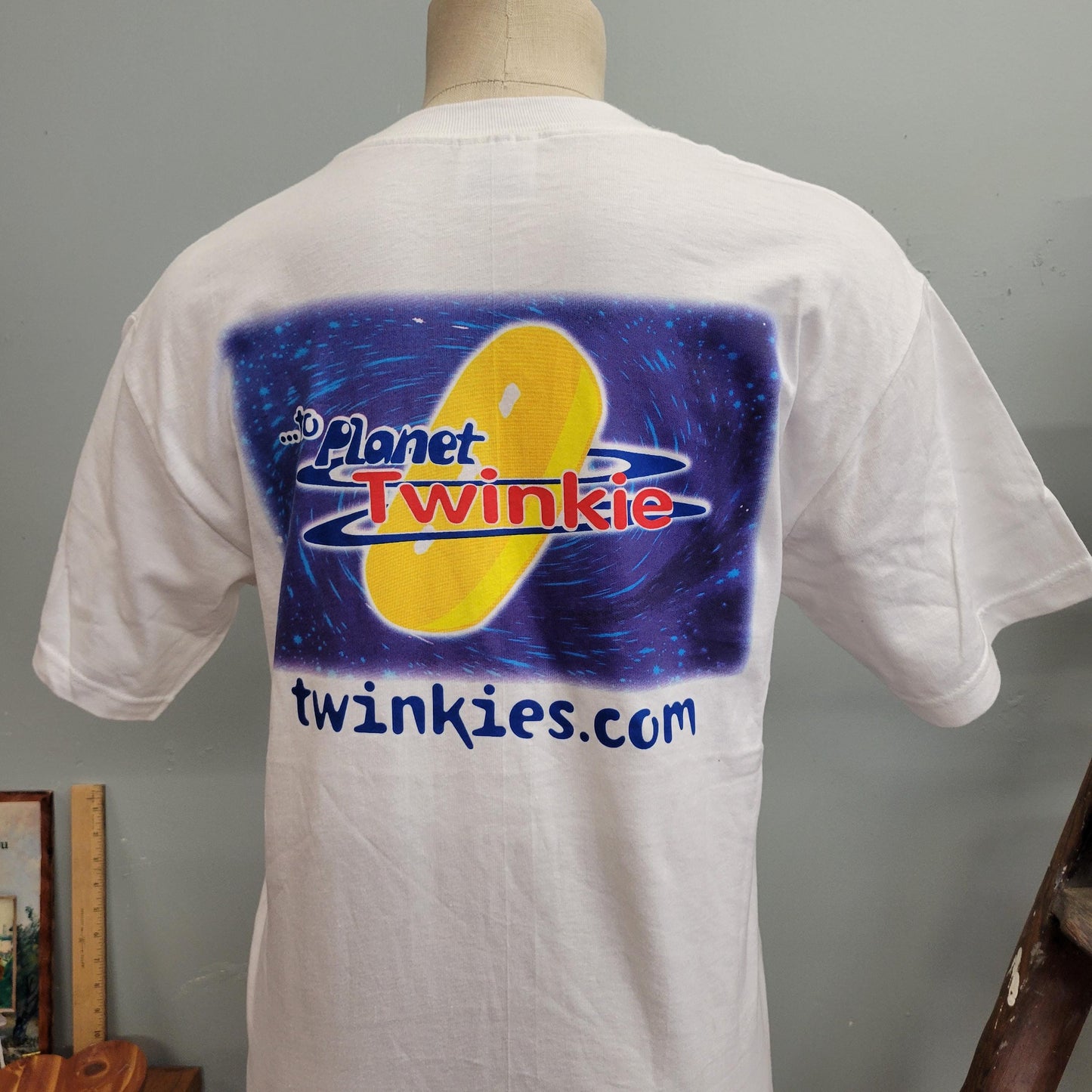 vtg 90s PLANET TWINKIES TSHIRT // vintage hanes beefy t adult small snacks cute little debbies nostalgia candy lover pop culture retro Y2K