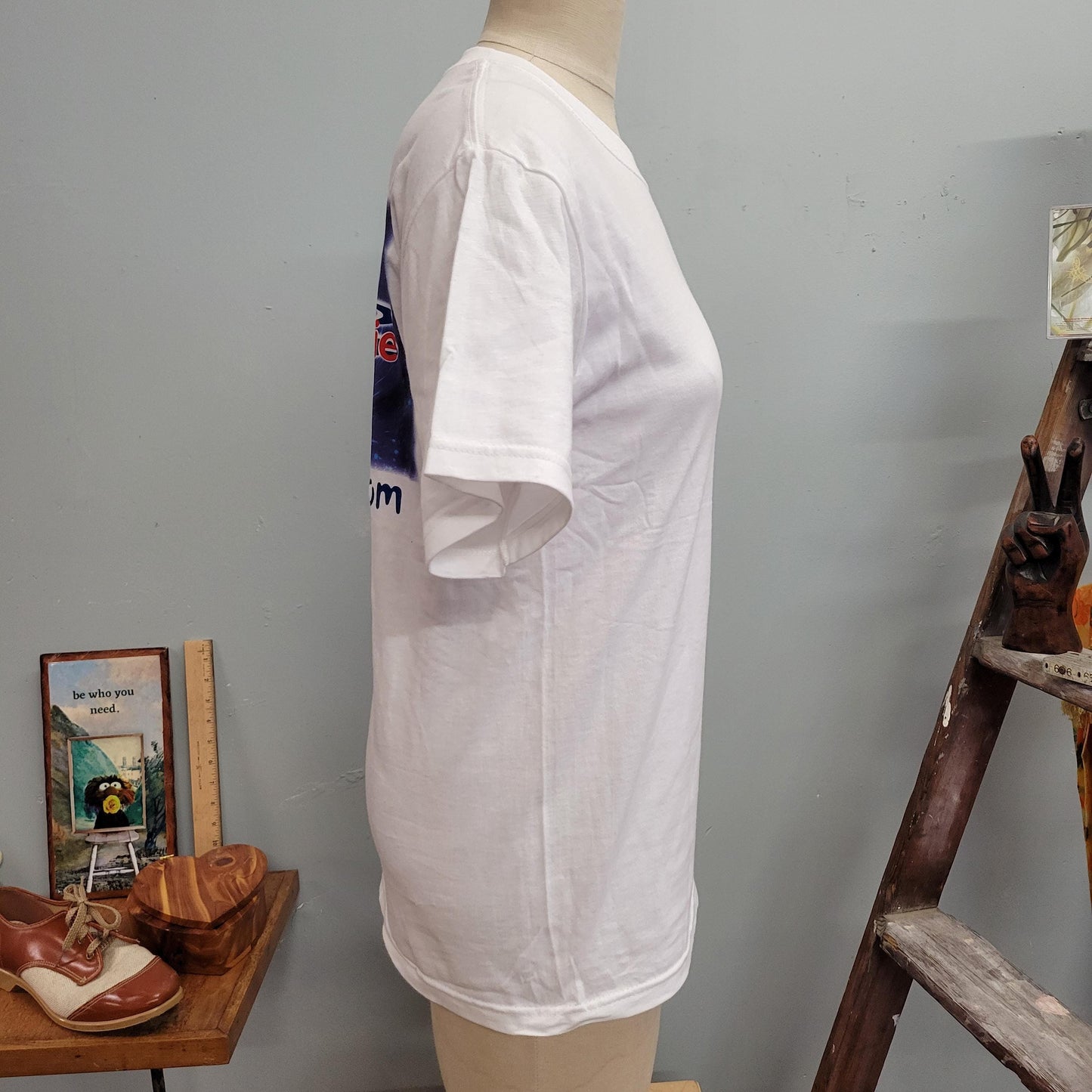 vtg 90s PLANET TWINKIES TSHIRT // vintage hanes beefy t adult small snacks cute little debbies nostalgia candy lover pop culture retro Y2K