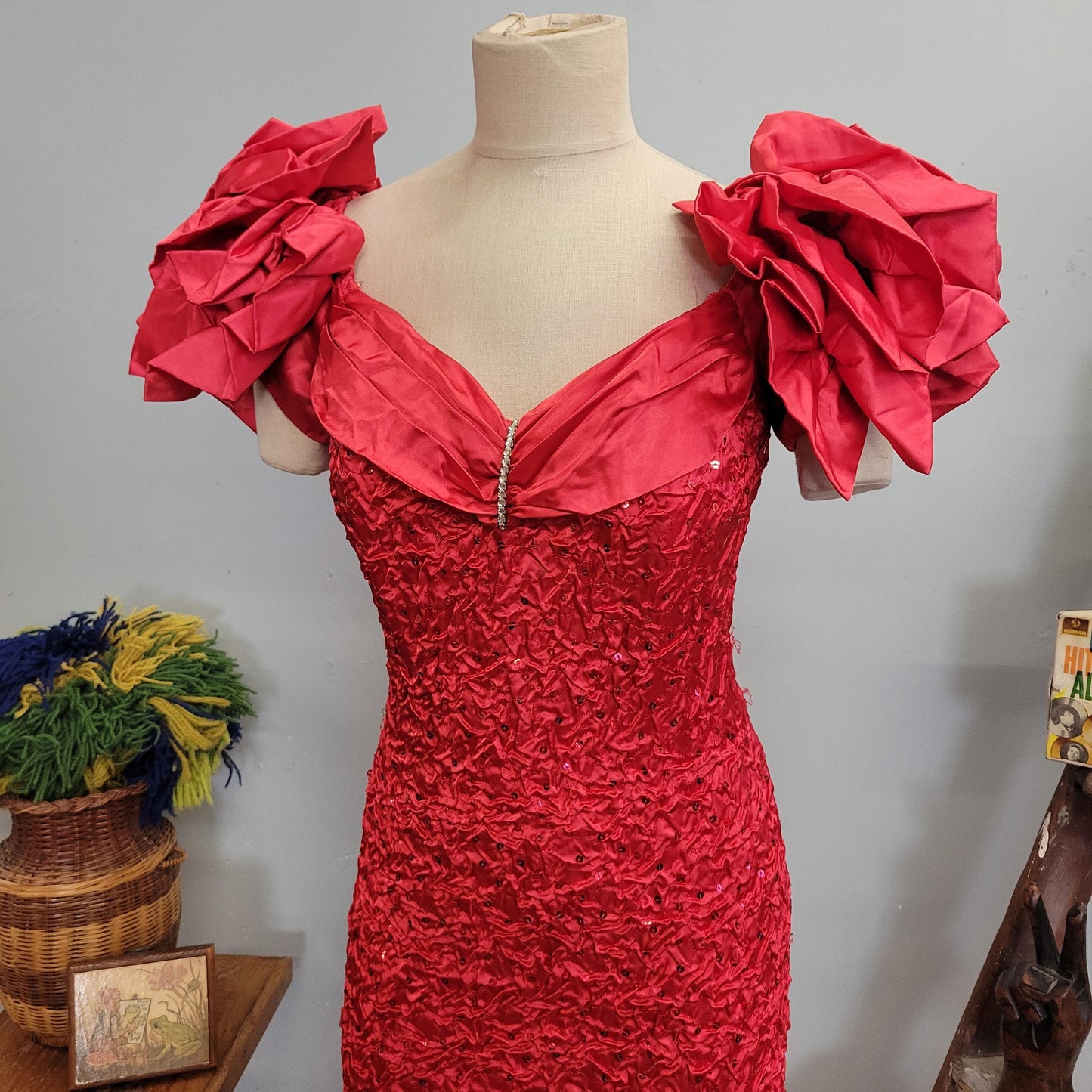vtg 80s RED FORMAL DRESS // vintage zum zum 11/12 womens small big poofy sleeve fancy party statement piece sweetheart crinkly wiggle dress