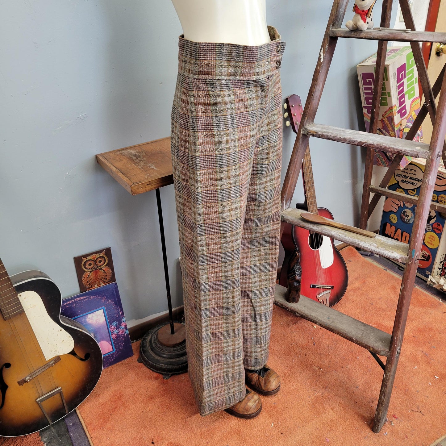 vtg 70s PLAID BELL BOTTOMS // vintage womens pants size 27/28 high waisted wide leg flare pants neutral earth tones hippie boho retro winter