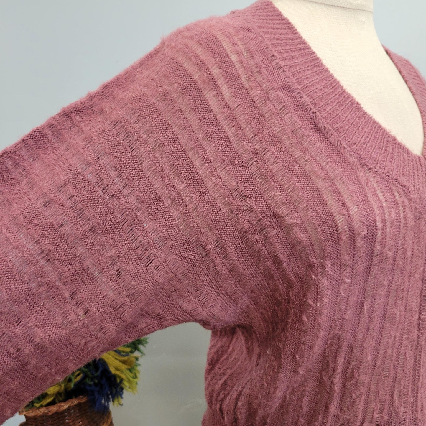 vtg 70s MAUVE KNIT SWEATER // vintage sweater teas medium womens v neck ribbed shaggy lightweight earth tones casual autumn winter style top