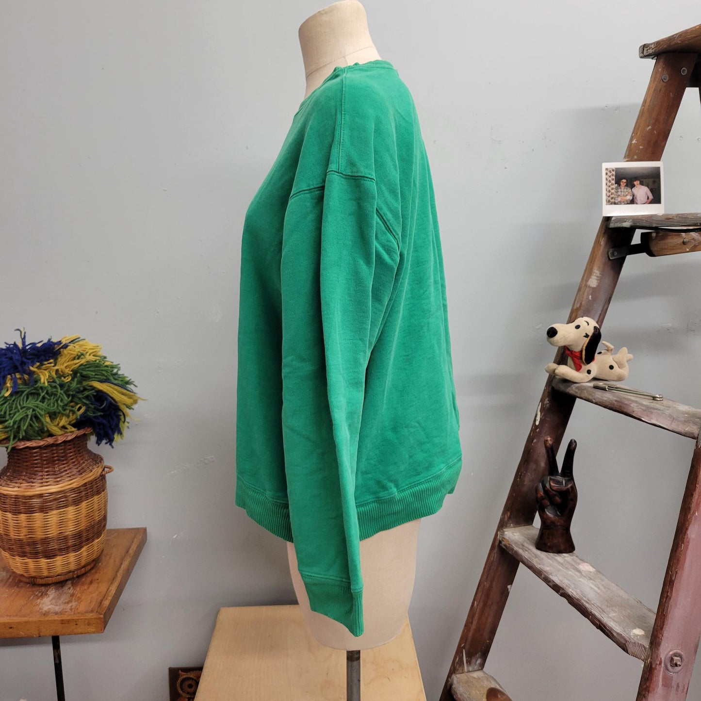 vtg 90s THE GRINCH SWEATSHIRT // vintage dr suess christmas large unisex classic grinch film santa suit xmas holiday party festive crewneck