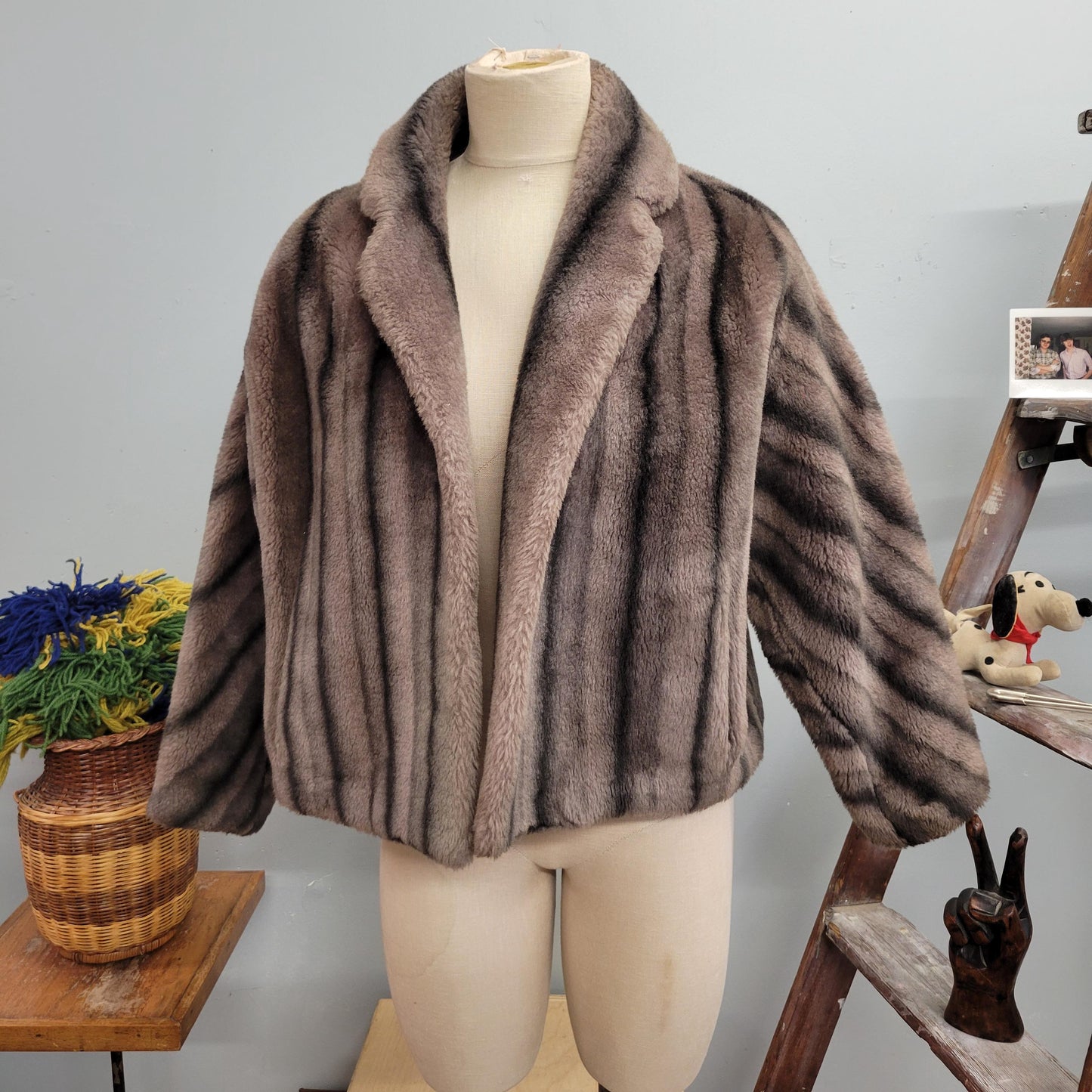 vtg 60s FAUX FUR COAT / vintage doresse faux mink cropped plush soft short autumn winter coat evening fancy party outfit xmas new years warm
