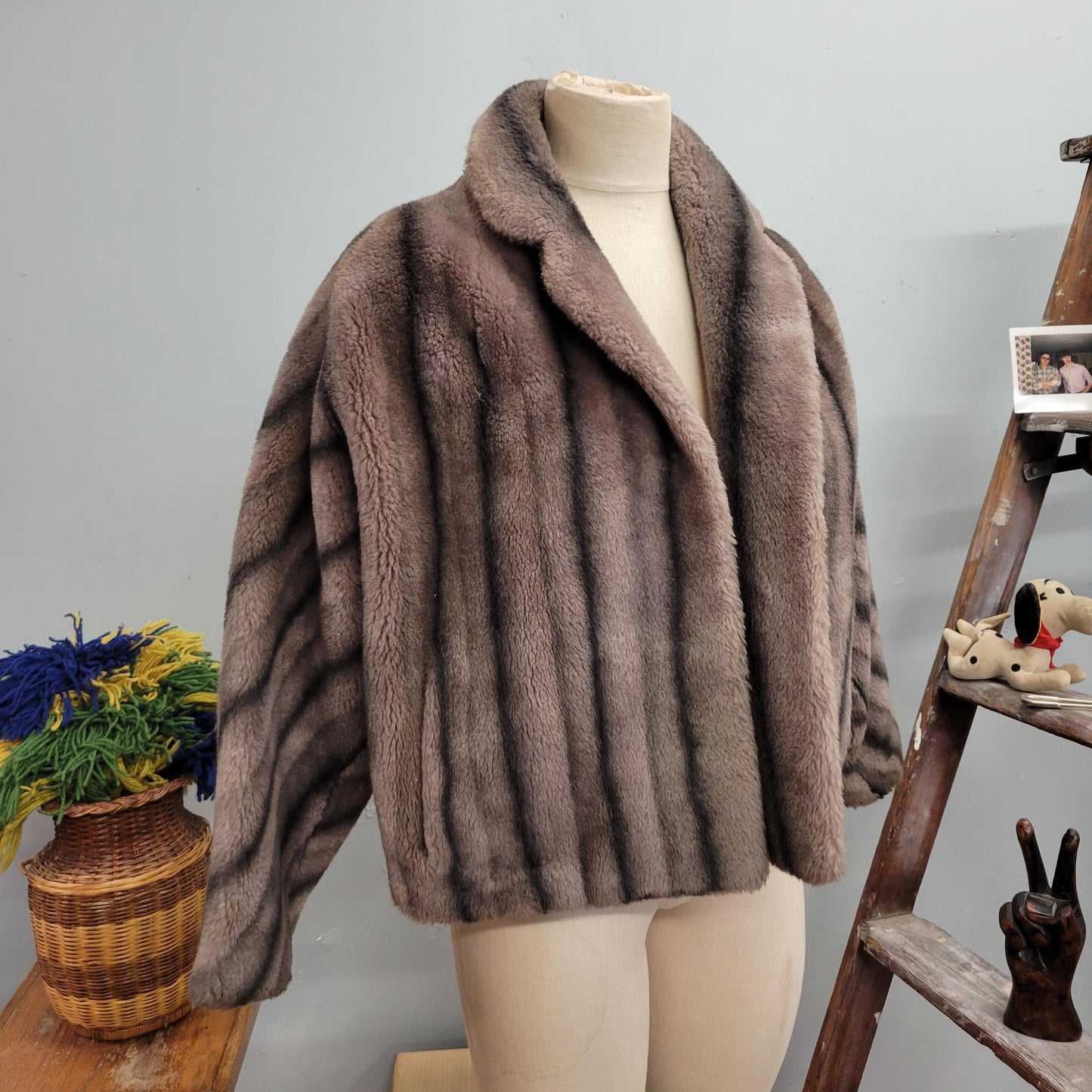 vtg 60s FAUX FUR COAT / vintage doresse faux mink cropped plush soft short autumn winter coat evening fancy party outfit xmas new years warm