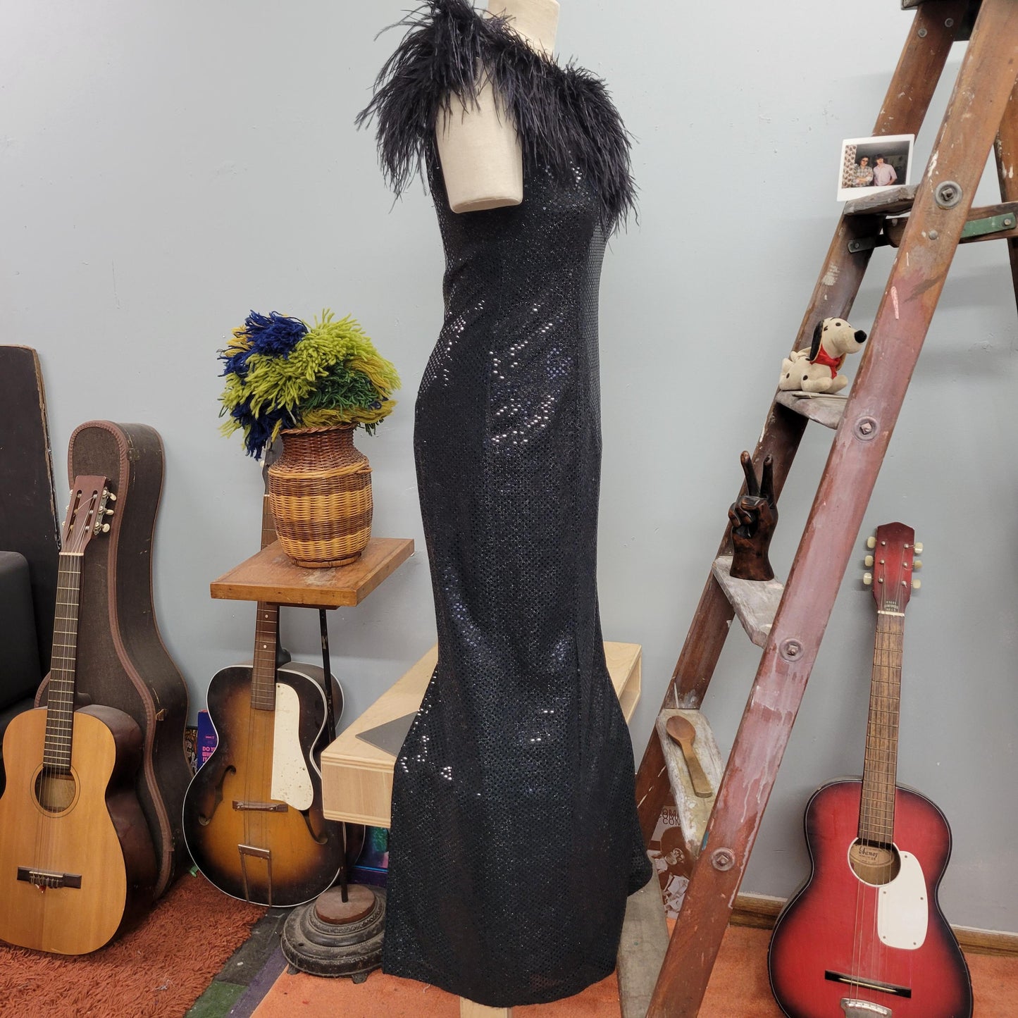 vtg 80s SEQUINED FEATHER DRESS / vintage jump size 9/10 holiday new years gown inky black full length sexy party couture style evening dress