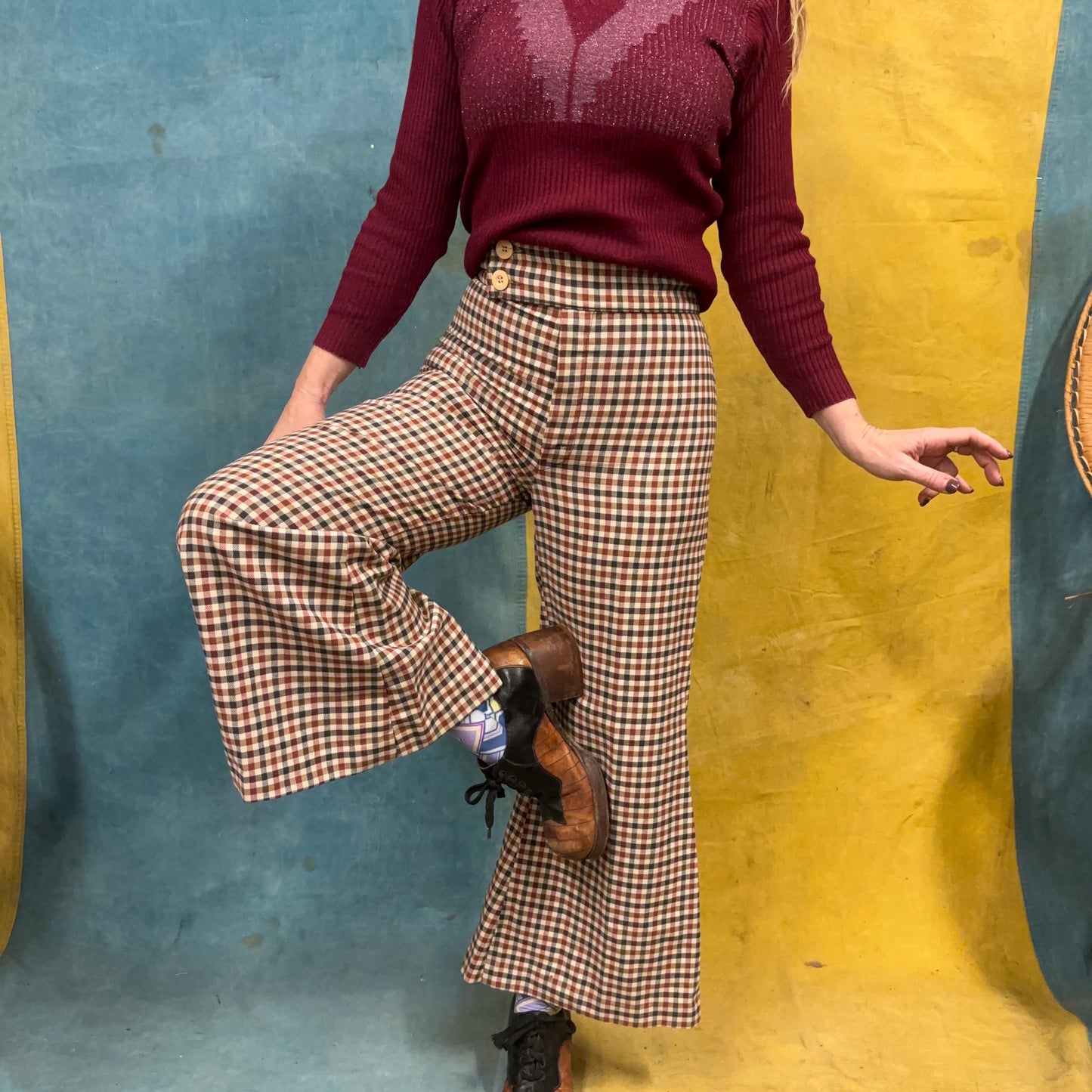 vtg 70s PLAID BELL BOTTOMS // vintage 26 women’s super high waisted flare pants retro hippie mod style autumn preppy winter fashion wide leg