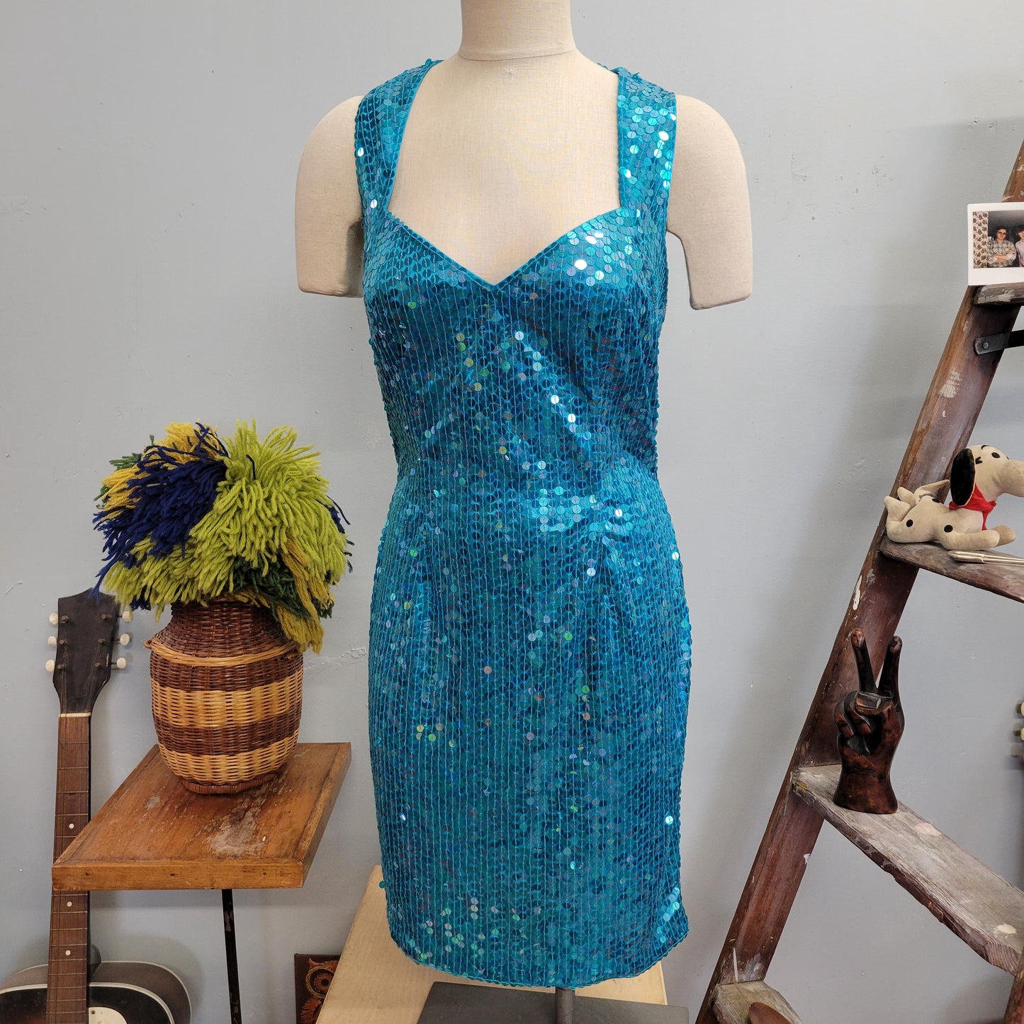 vtg 80s SEQUIN MINI DRESS // vintage night line size 10 womens small new years clubbing holiday sparkly dress sweetheart sexy cut out dress