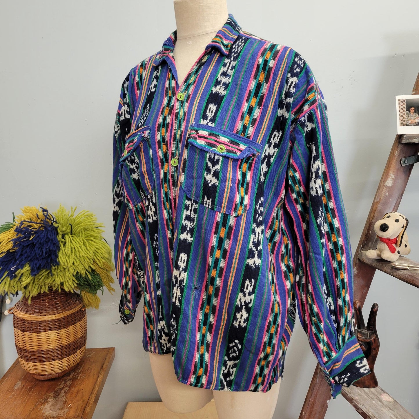 vtg 80s PSYCHEDELIC TAPESTRY SHIRT // vintage large mens patterned funky blouse southwestern needlepoint aztec button down western hippie
