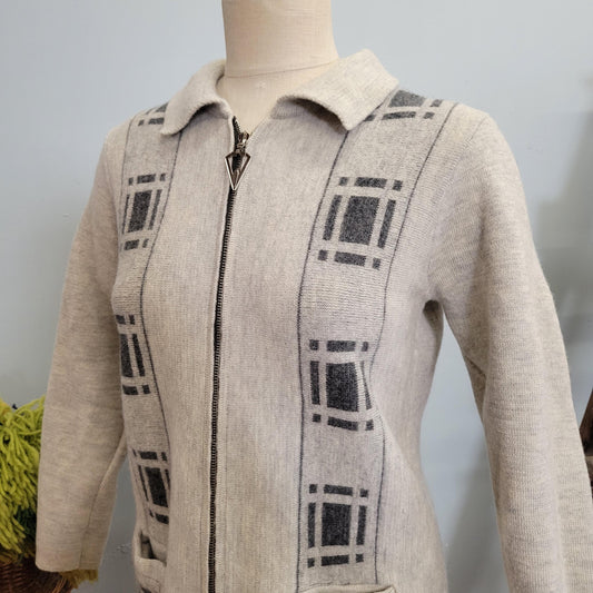 vtg 50s PATTERNED WOOL SWEATER // vintage zip up cardigan medium pointy collar oversized zipper preppy rockabilly prepster autumn winter top