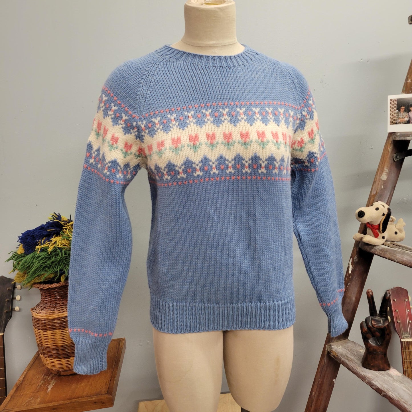 vtg 70s PASTEL BLUE SWEATER // vintage mary knits wool