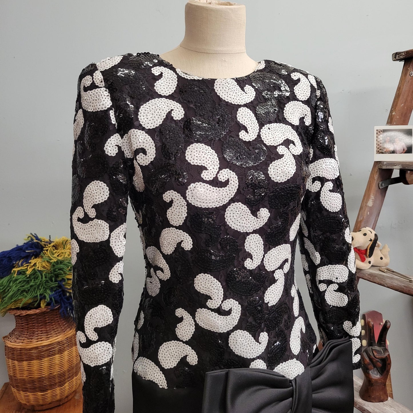 vtg 80s SEQUIN BOW GOWN // vintage martinique size 12 womens paisley patterned black & white sequins mod retro evening prom gown statement