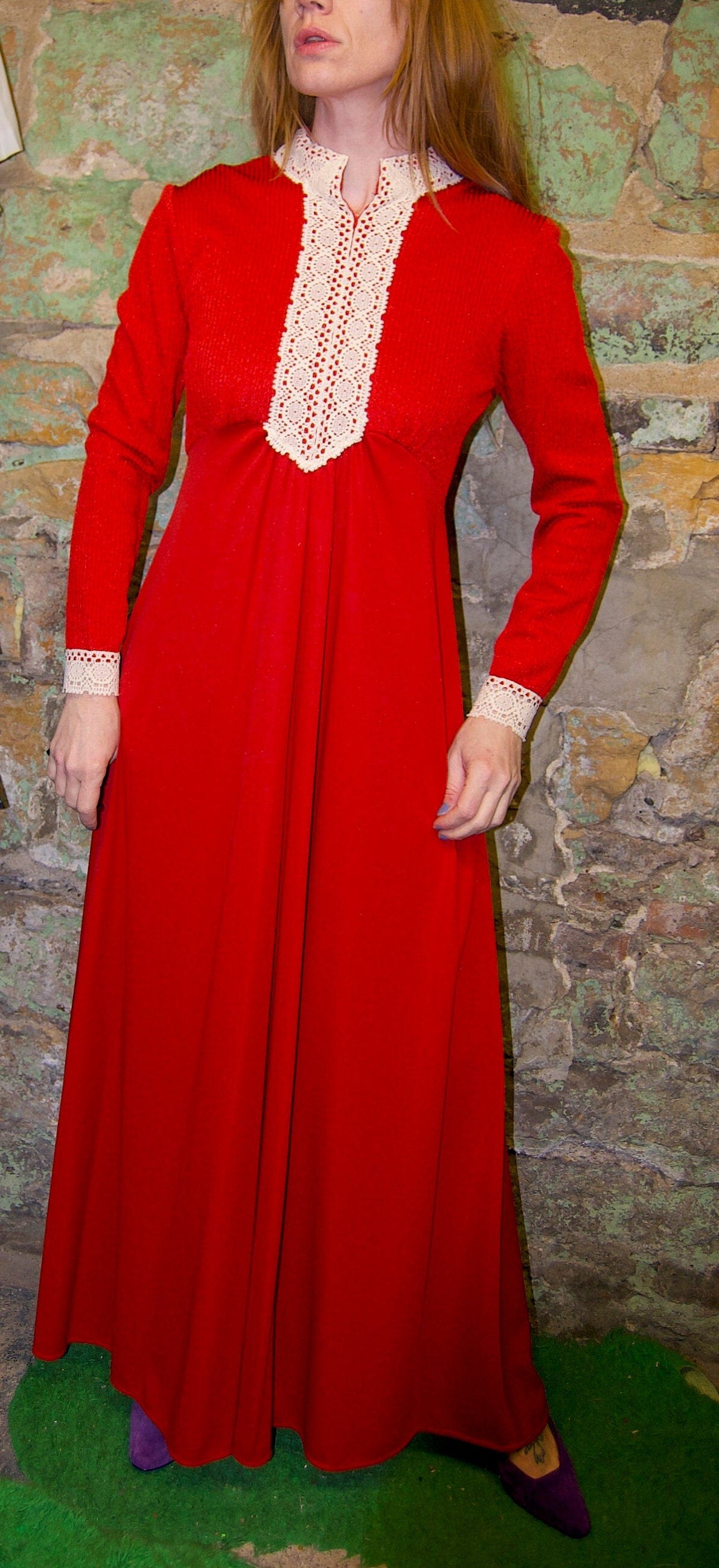 vtg 70s RED ORANGE PRAIRIE Maxi // lace trimmed prairie style renaissance victorian bohemian retro poly knit long sleeve maxi gown flowy