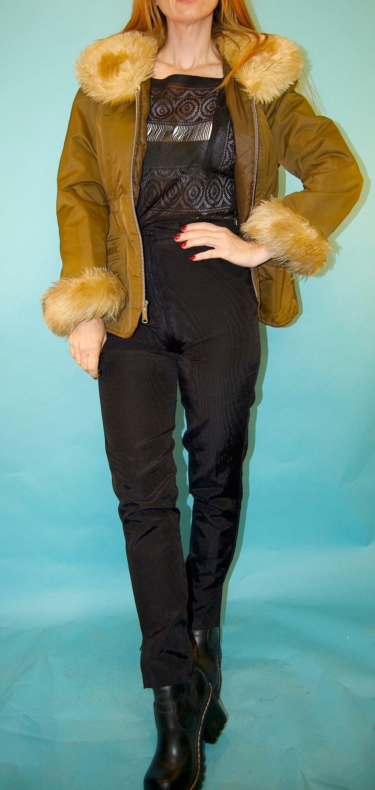 vtg 70s faux FUR PUFFER JACKET //  fur trimmed nylon ski zip fashionable sporting coat pointy collar cropped winter penny lane style retro