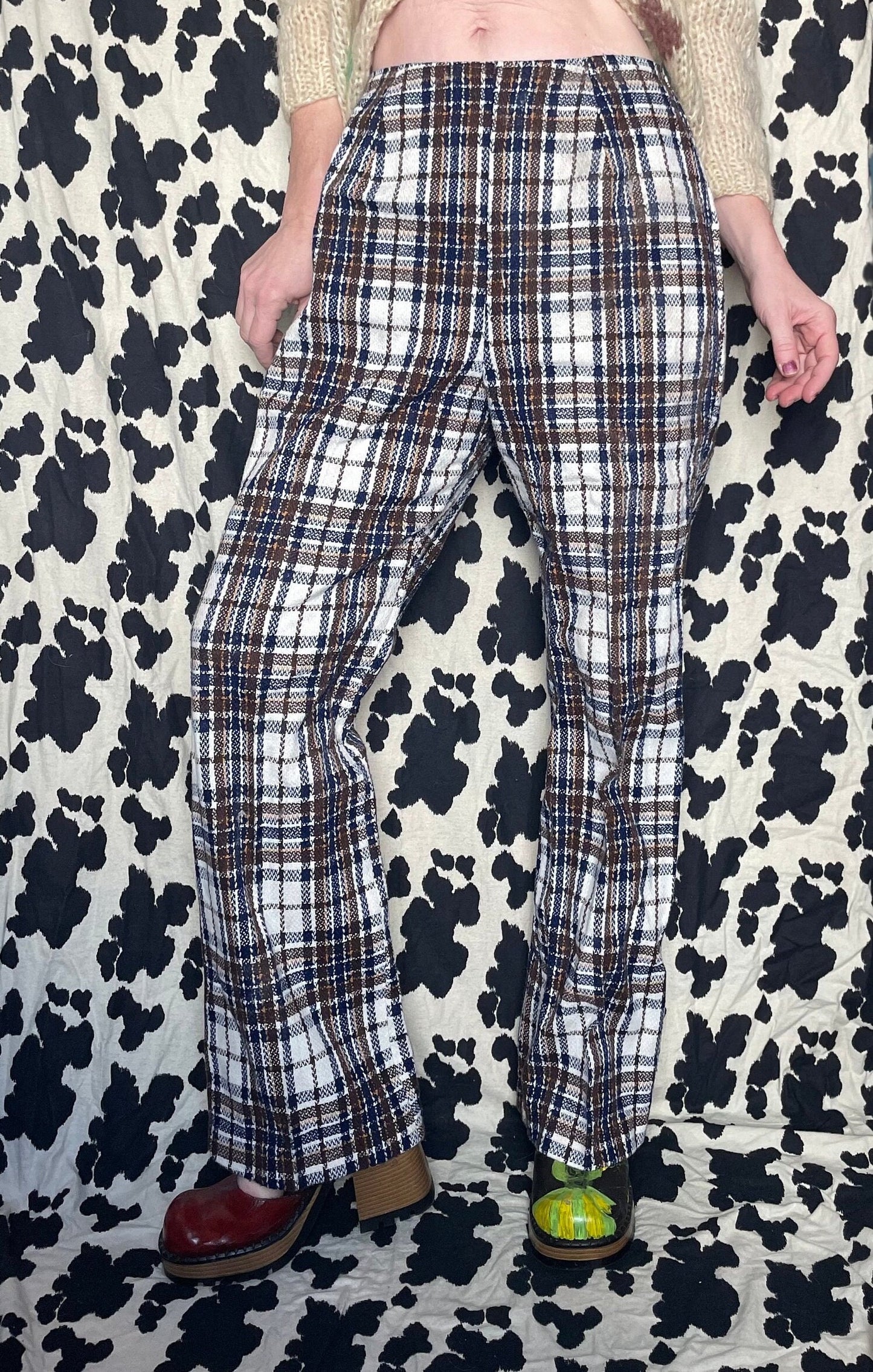 vtg 60s PLAID KNIT TROUSERS // vintage brown flare preppy wool school pants autumn fall fitted high waisted slacks rockabilly retro