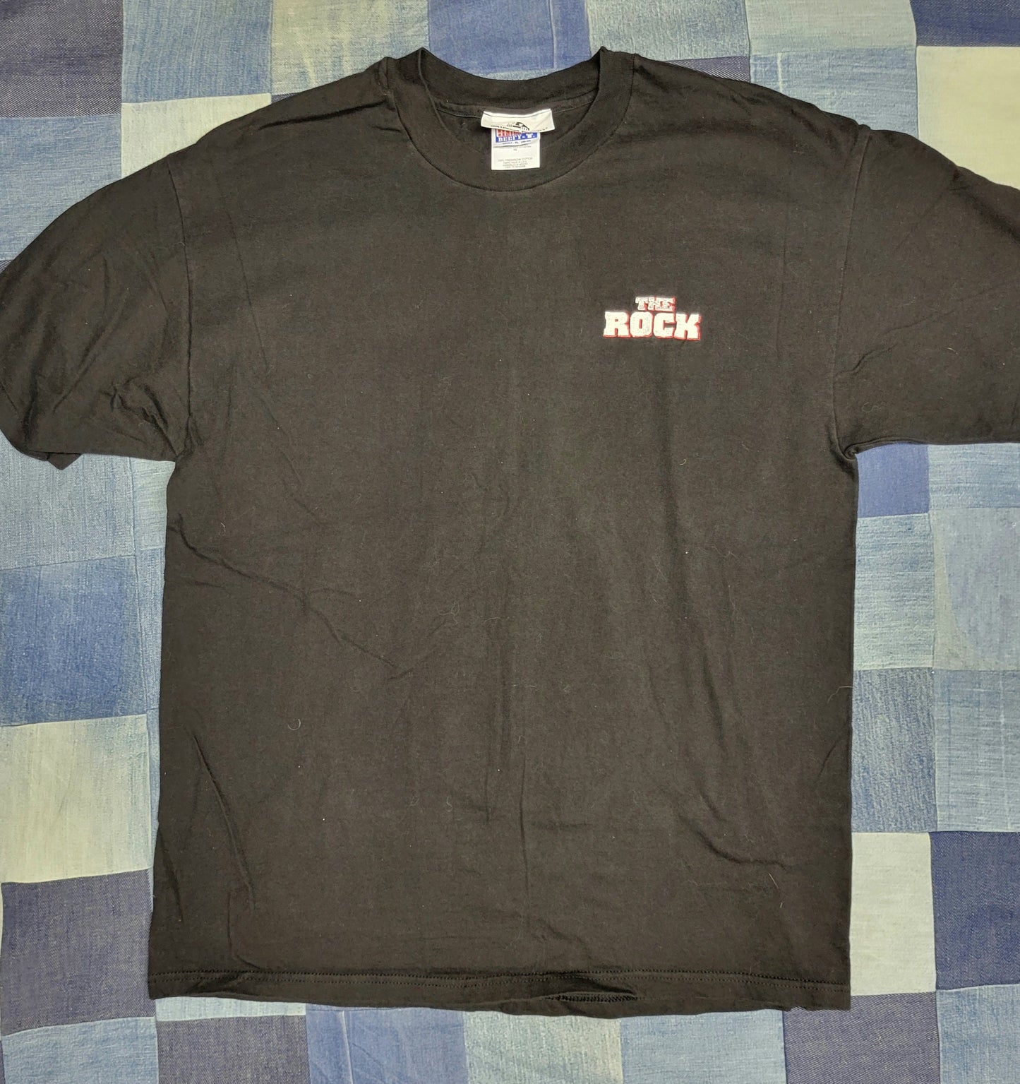 vtg 90s THE ROCK alcatraz PROMO tee // nicolas cage basic text tshirt hanes hollywood pictures studios prison tv movie film