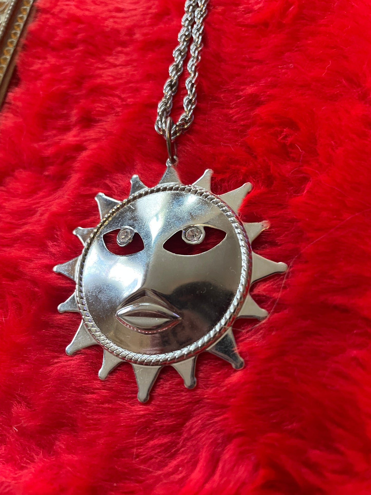 vtg 70s SUN FACE NECKLACE // Psychedelic Hippie Style Chain imitation silver gold jewelry retro festival queen goddess fun pewter pin