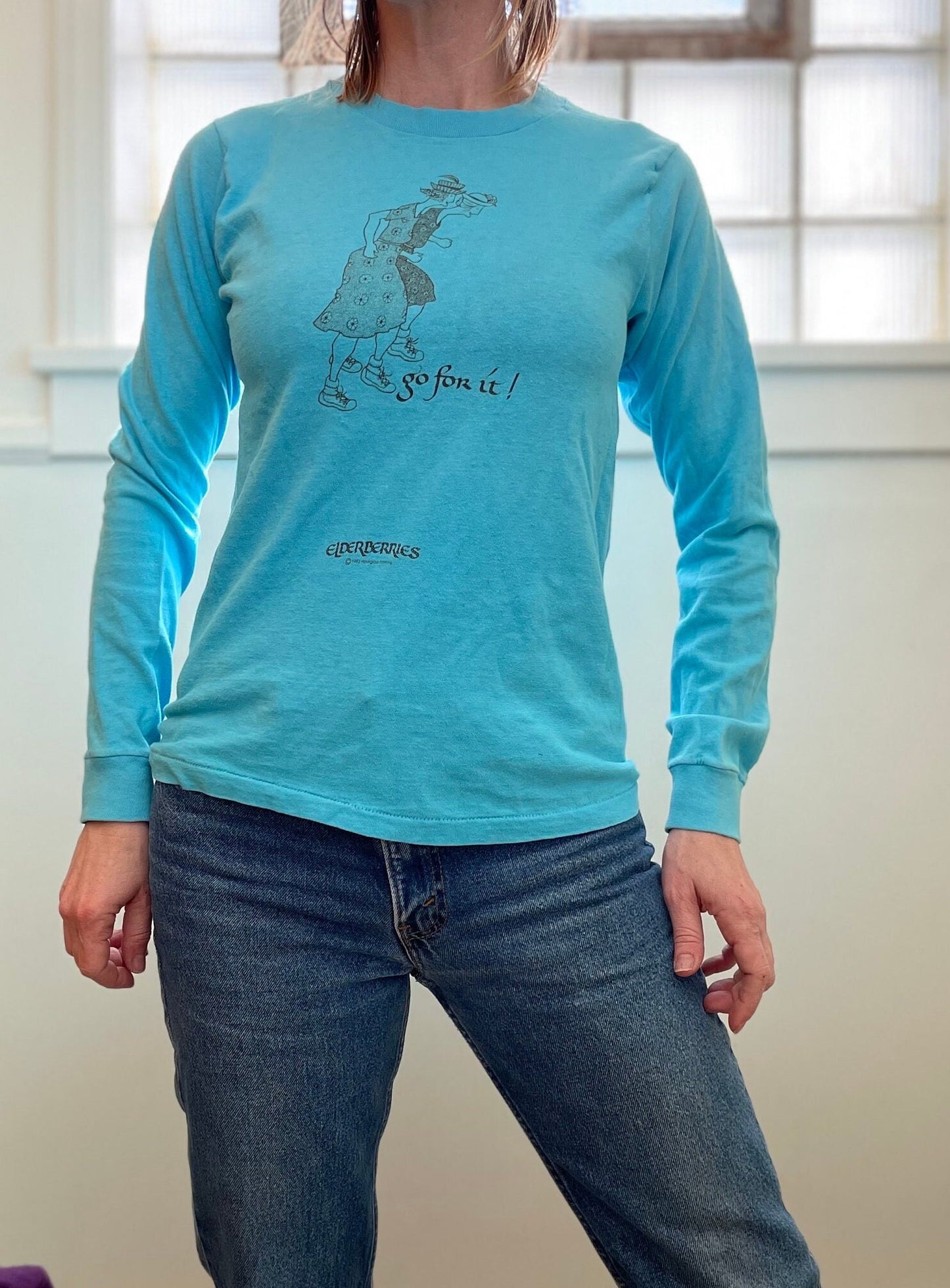 vtg 80s GO FOR IT sweatshirt // long sleeve inspirational quote best friends ladies true thin mom daughter style fashion fleetwood mac tee