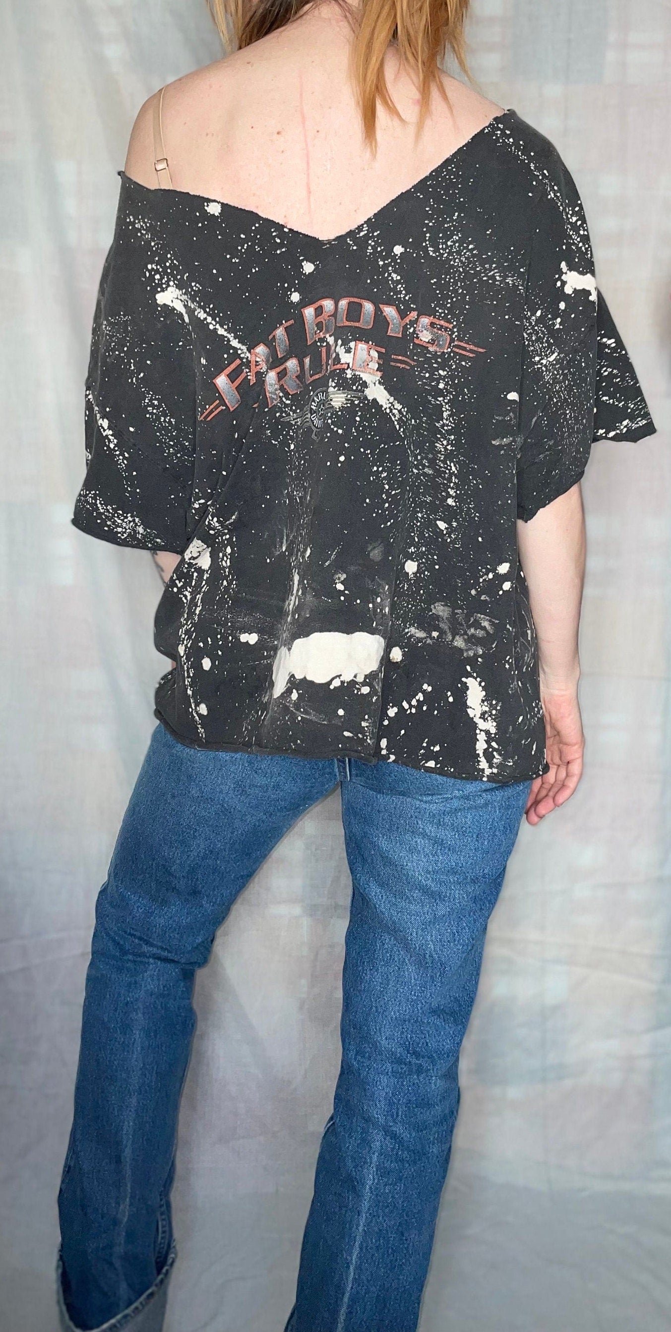 vtg 90s HARLEY DAVIDSON TEE // vintage fat boys rule biker babe cut oversized slouchy grunge ironic hipster off the shoulder sexy cropped