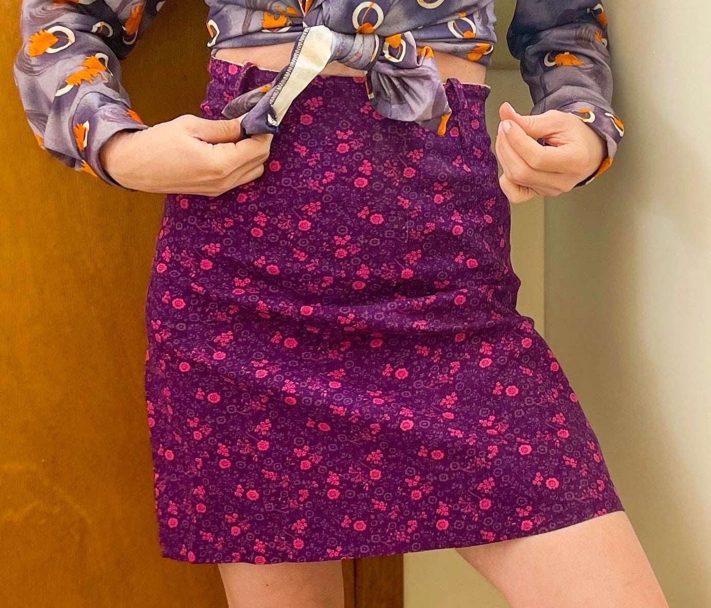 vtg 60s CUTE FLORAL MINI Skirt // vintage purple & pink patterned cotton a line preppy mod casual print school secretary student campus