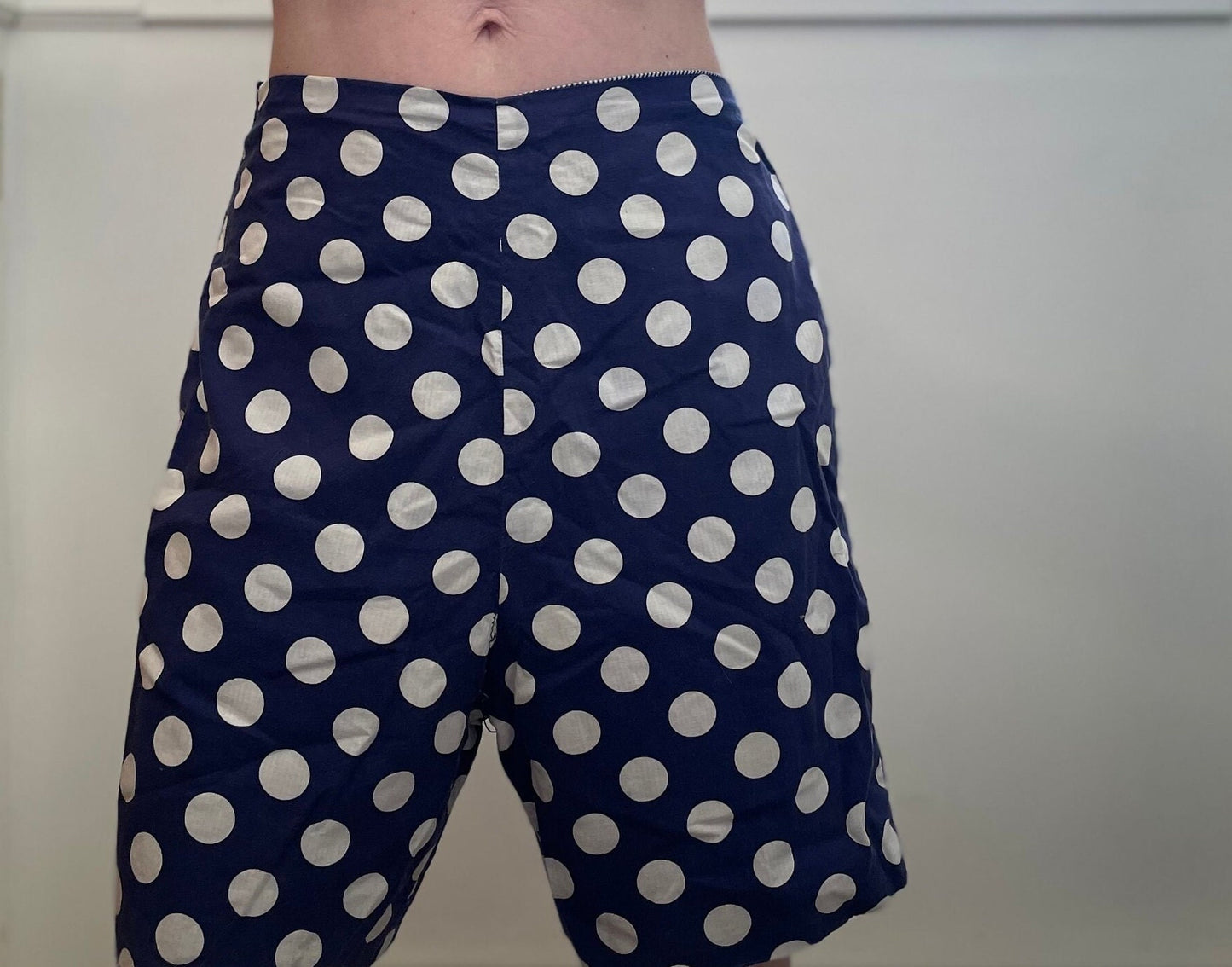 Vintage 50s 60s Blue Polka Dot Shorts / Lightweight Summer Shorts