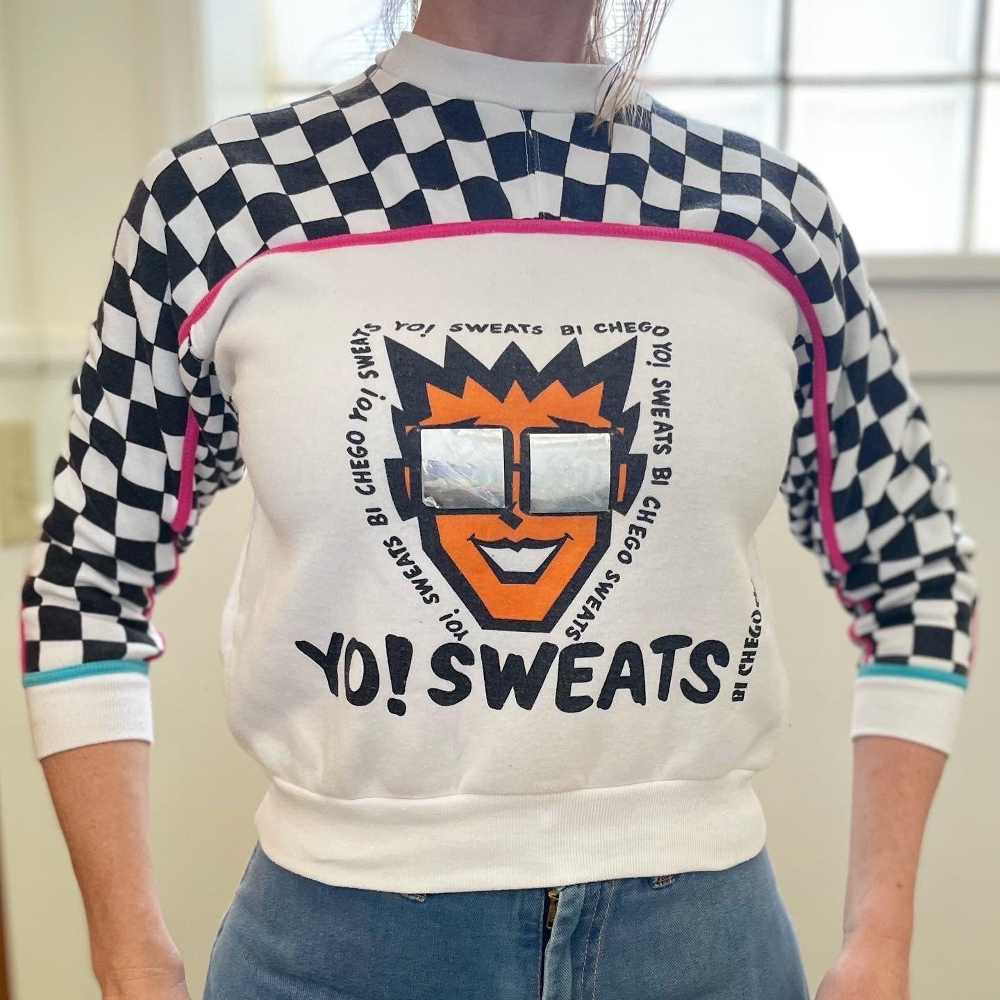 vtg 80s NEW WAVE CHECKERED Shirt // vintage  yo!  Bi Chego Pop Art funky sweatshirt checker board surfer face print small crop top sweater