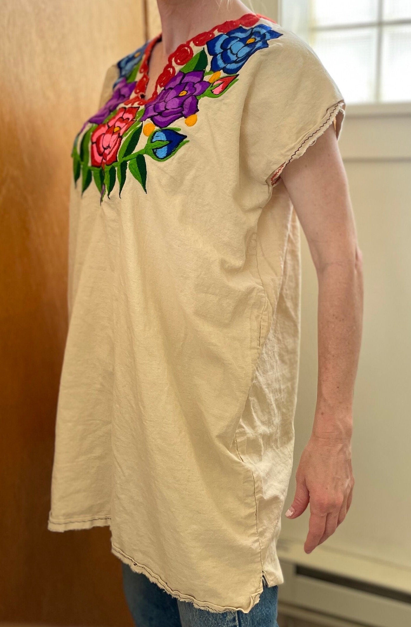 vtg 70s EMBROIDERED OAXACAN STYLE Top // vintage mexican floral tunic summer hippie boho festival bright flower applique micro mini dress