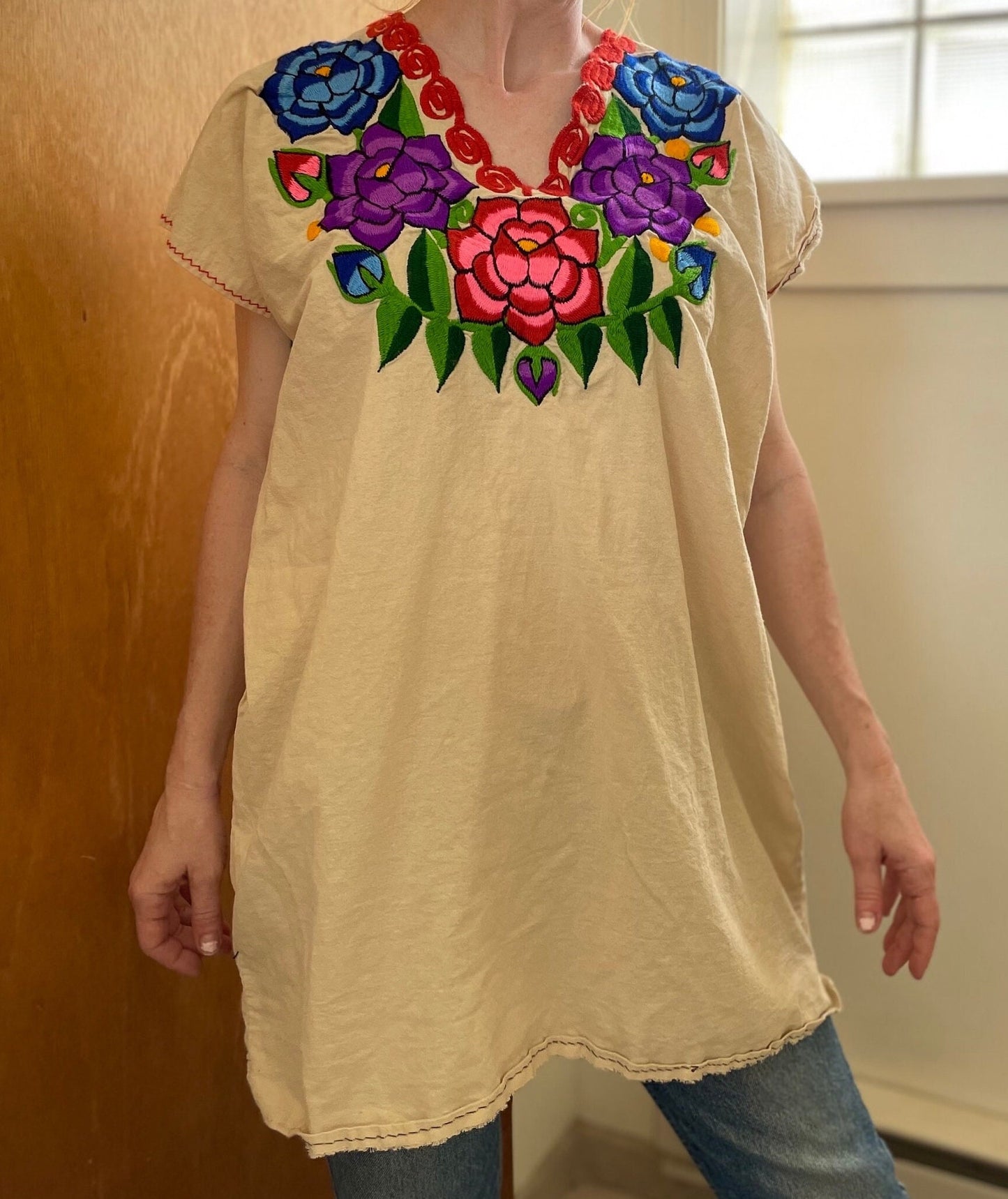 vtg 70s EMBROIDERED OAXACAN STYLE Top // vintage mexican floral tunic summer hippie boho festival bright flower applique micro mini dress