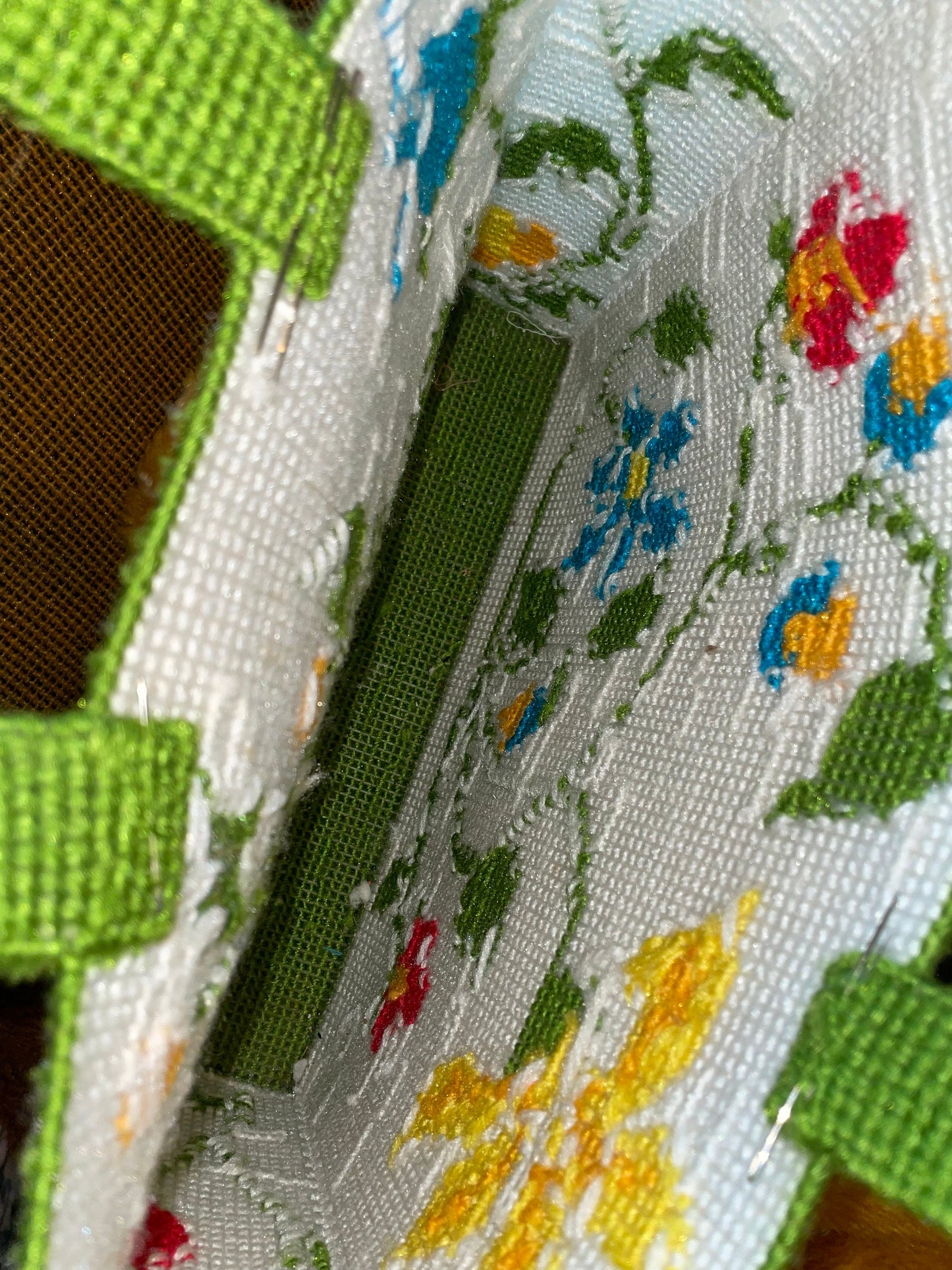 vtg 70s NEEDLEPOINT FLOWER POWER Purse // vintage embroidered hippie mod top handle sewing bag grocery tote supply carry all make up bag