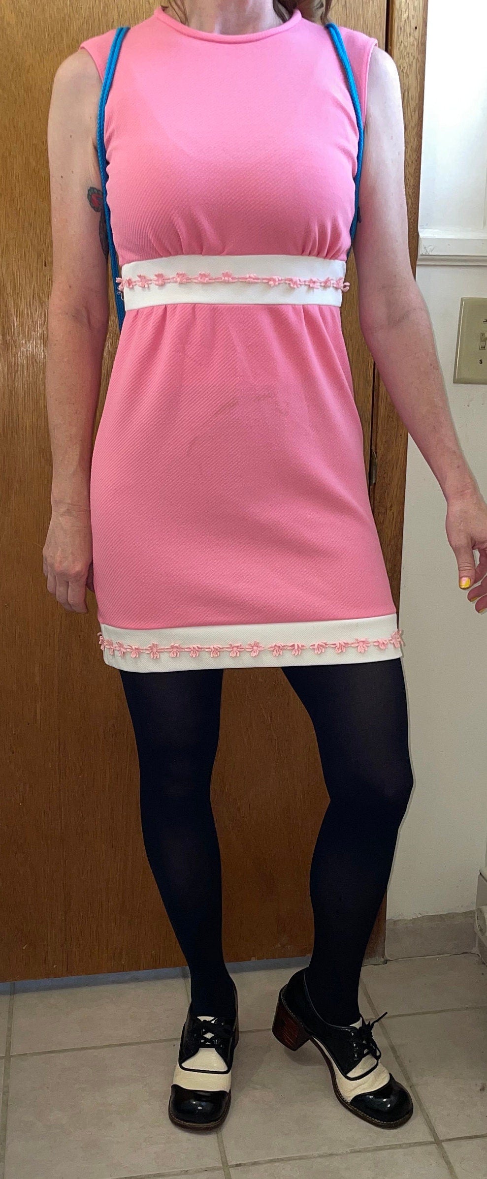vtg 60s PINK MOD DRESS // vintage space age  womens small floral embroidered two tone mini go go barbie pink sleeveless pencil dress