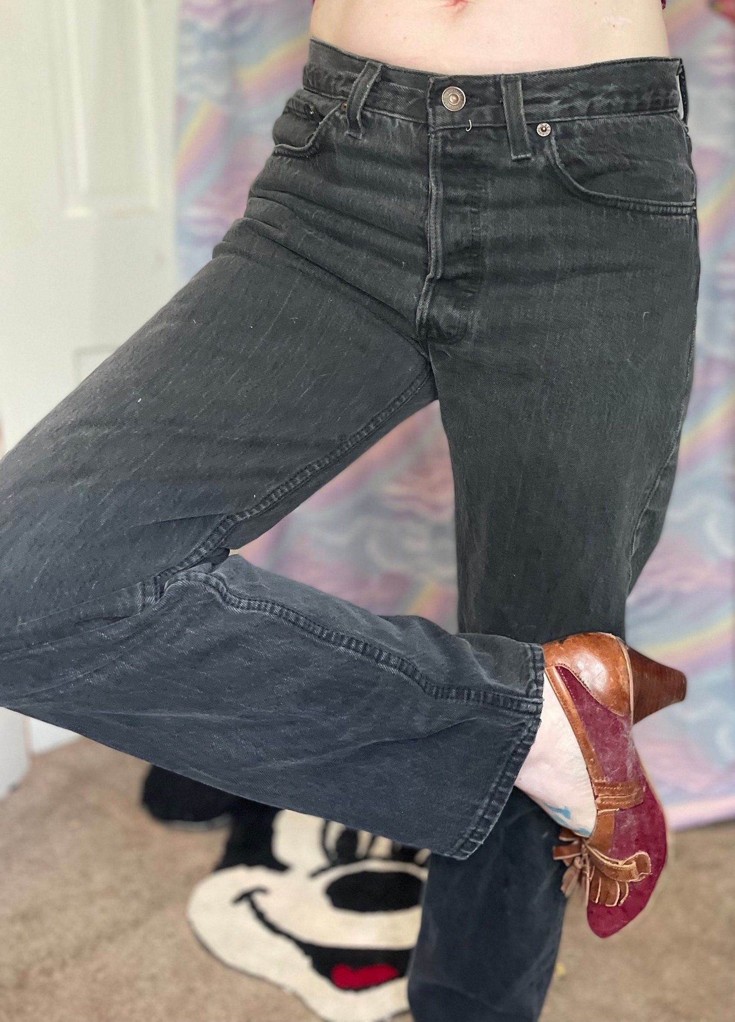 vtg 80s BLACK LEVIS 501 Button Fly Jeans // vintage red tab dark wash denim punk industrial mysterious classic fit 90s gray faded tapered 32