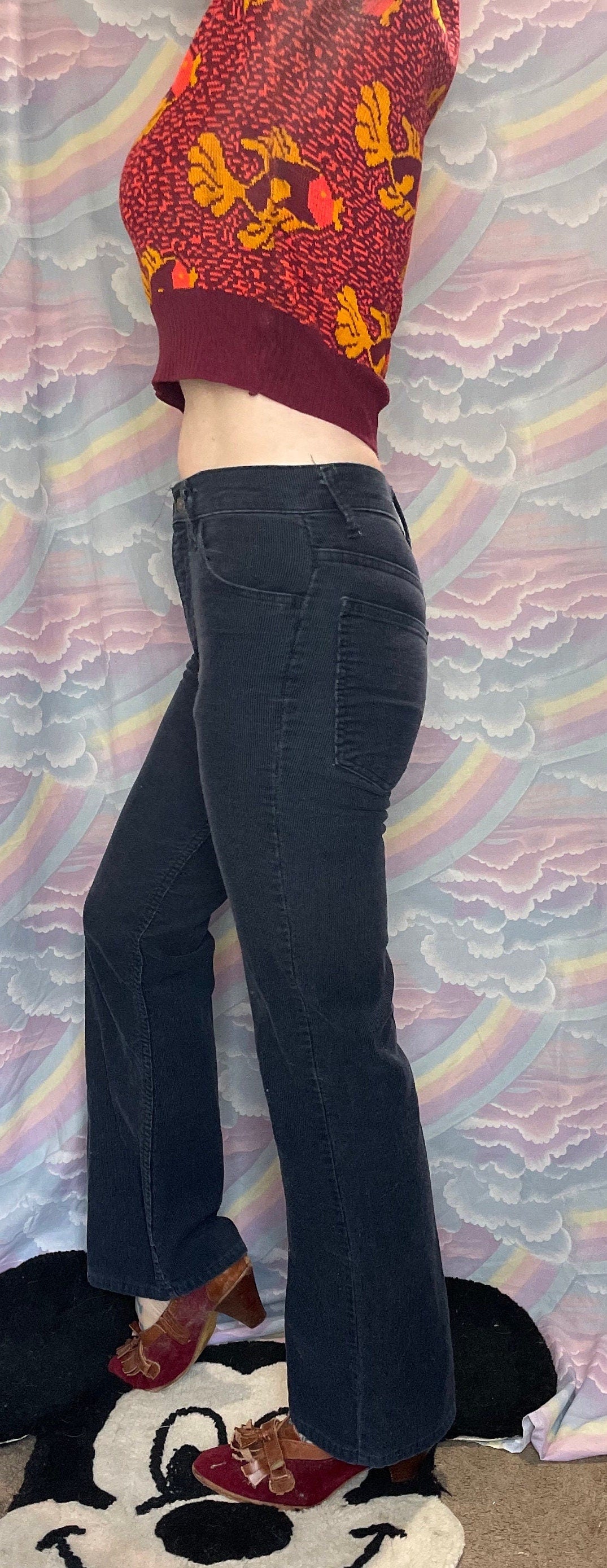 vtg 70s LEVIS CORDUROY PANTS 28 X 31//  navy blue flare white label boot cut corduroys wide leg high waisted hippie boho bell bottom