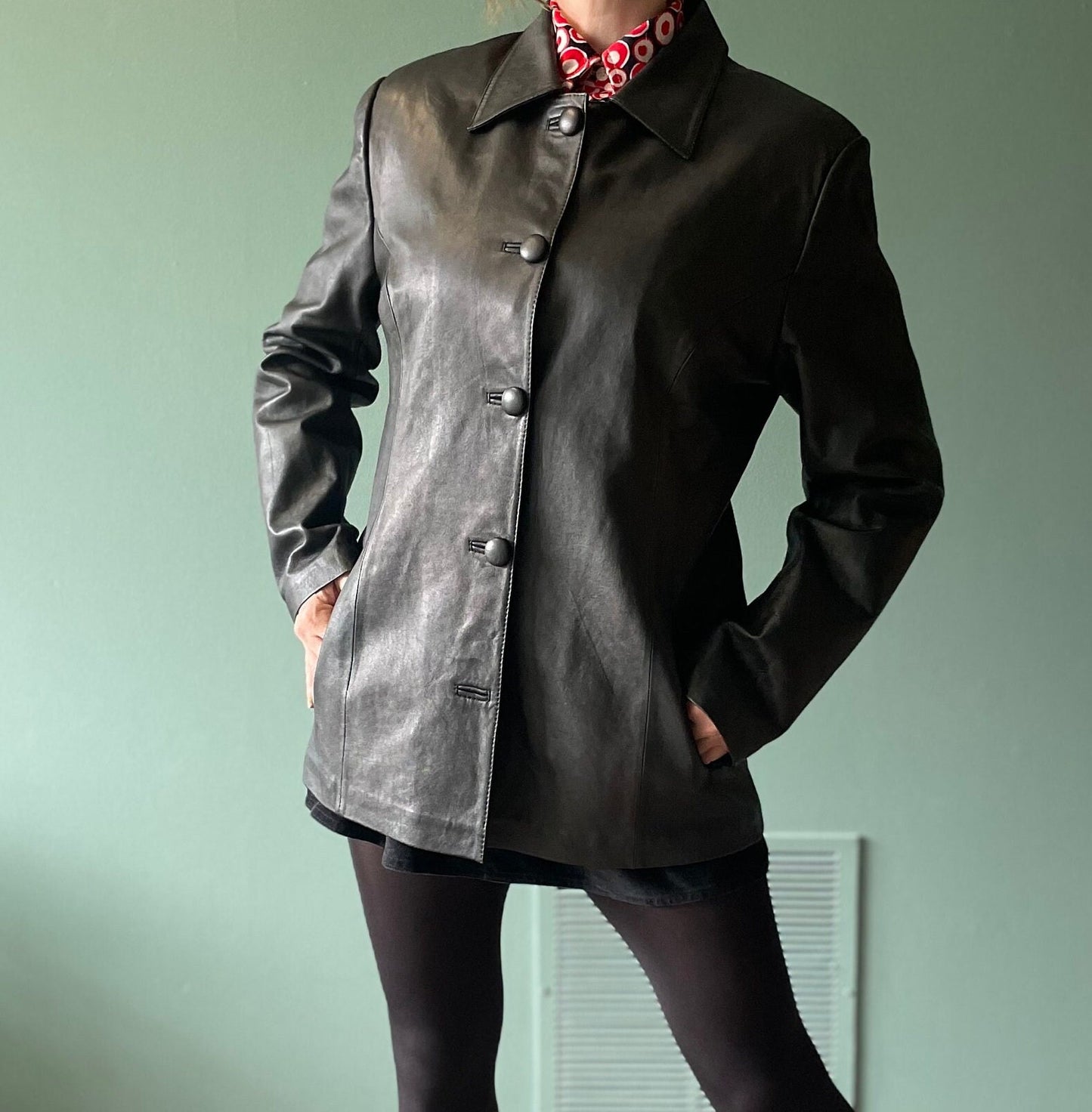 vtg 70s LUSANT BLACK LEATHER Jacket // vintage mod moto button up sleek soft supple pointy collar trench duster chic minimalist autumn fall