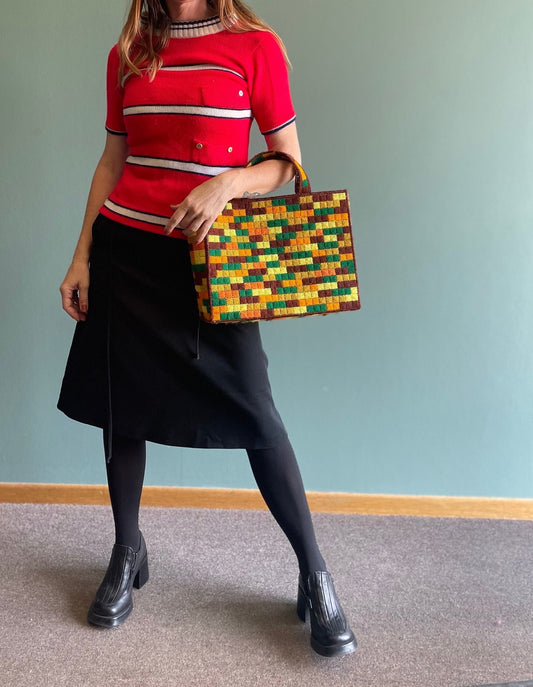 vtg 60s MOD YARN PURSE // vintage festive fall colors hand woven tote knitting rainbow halloween vibes multi color knit autumn grocery bag