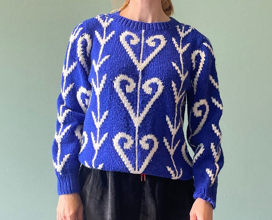 vtg 80s SQUIGGLE HEARTS SWEATER // vintage medium bright blue funky abstract pattern contrast slouchy fit all over print autumn casual cozy