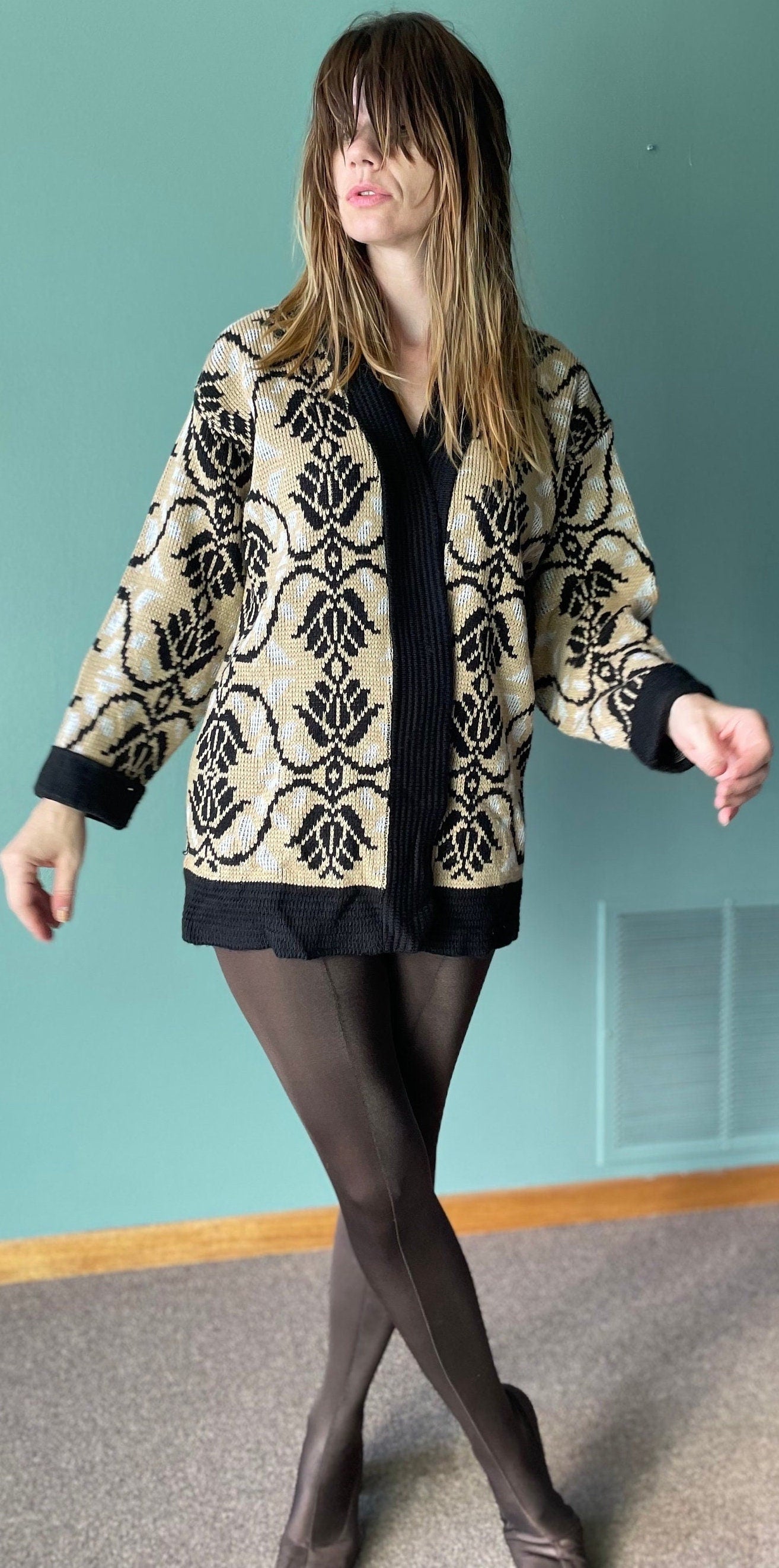 vtg 80s BLACK & GOLD CARDIGAN // vintage retro womens small bell sleeve autumn fashion floral pattern flare sleeve hippie retro pretty style