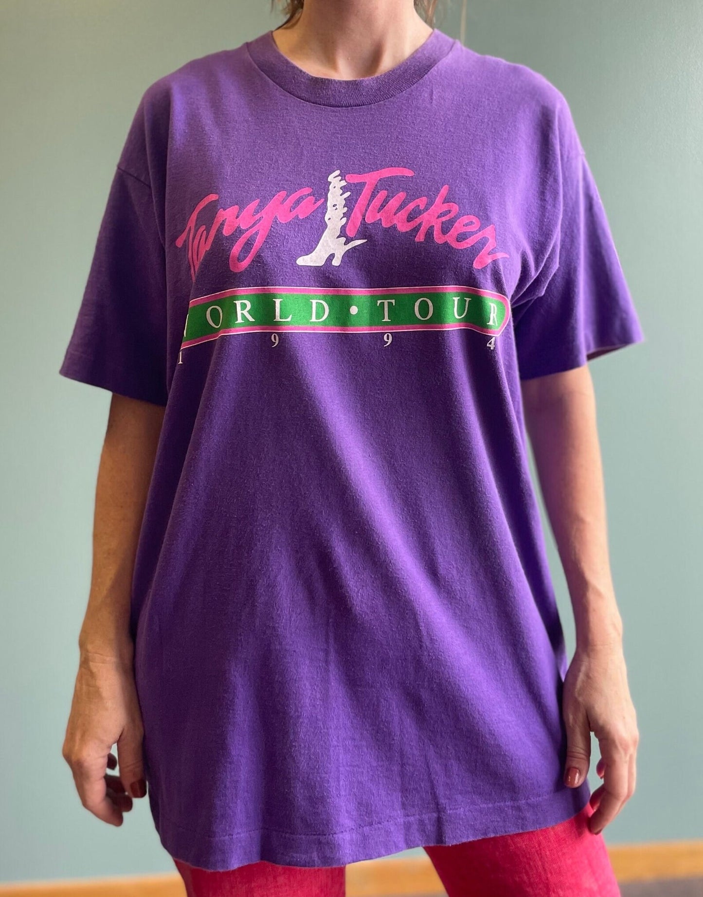 vtg 90s TANYA TUCKER Shirt // vintage country band 1994 tour hanging In hanging out hanging on female country singer western cowgirl style