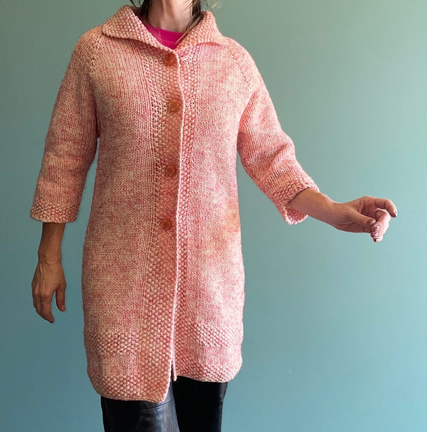 vtg 50s PINK KNIT COAT // vintage petite small womens long sweater jacket lined space dye flower buttons pastel collared swing autumn coat