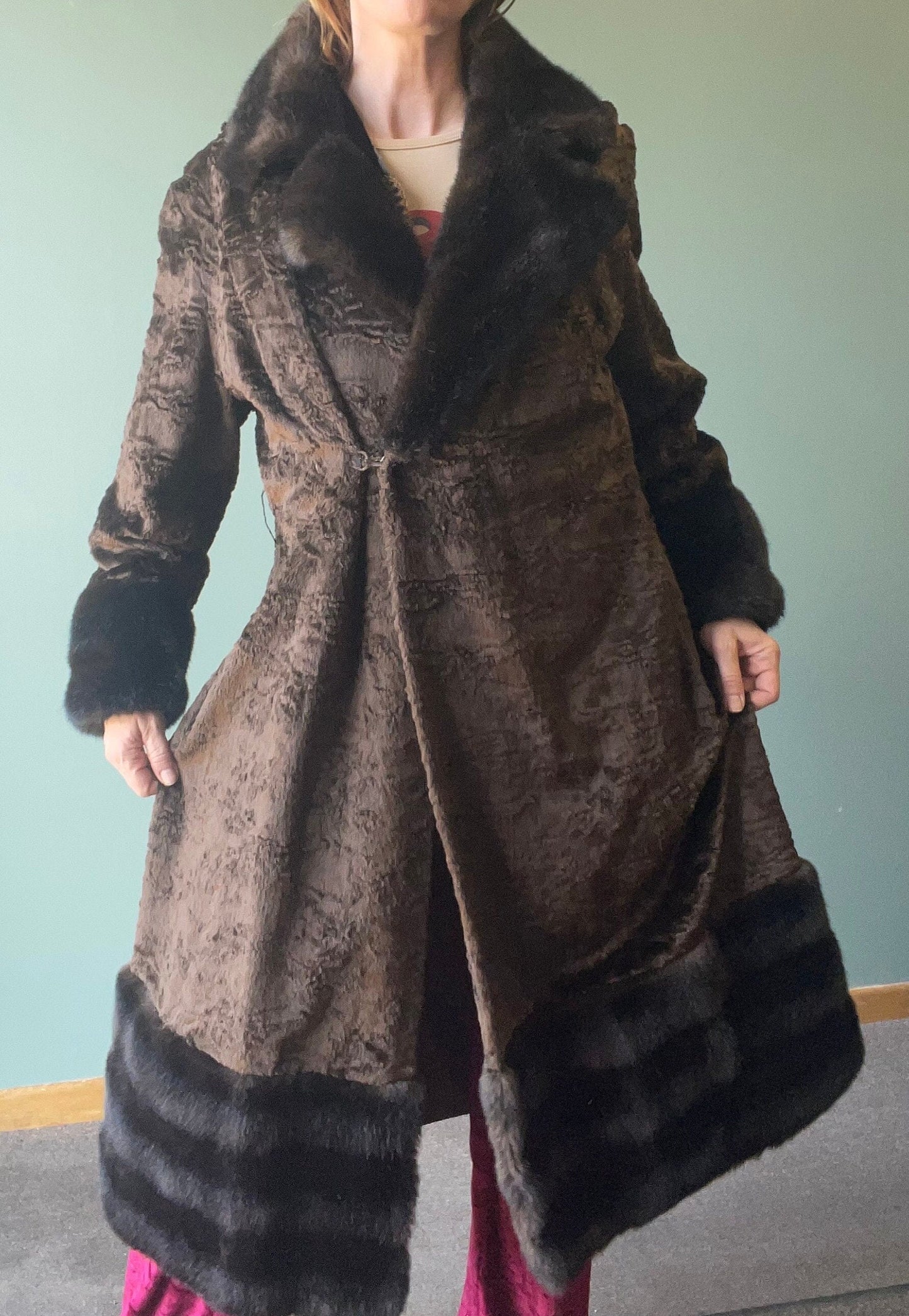 vtg 60s FUR TRIMMED COAT // vintage brown striped stroller coat made in england ribbed fur evening coat classy bougie theatrical penny lane